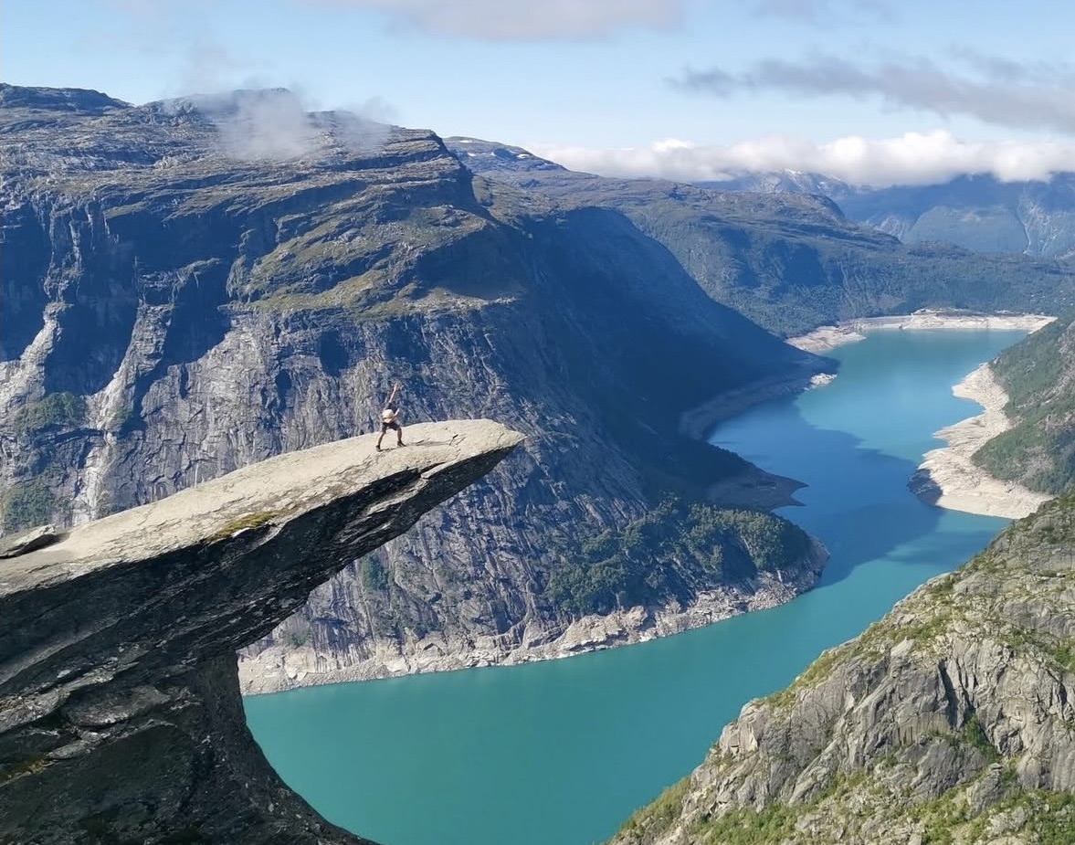 LA AVENTURA DEFINITIVA HACIA TROLLTUNGA