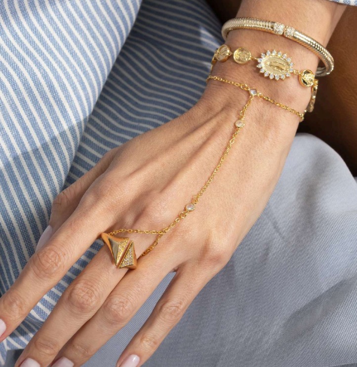 Handchain Banhada a Ouro 18K