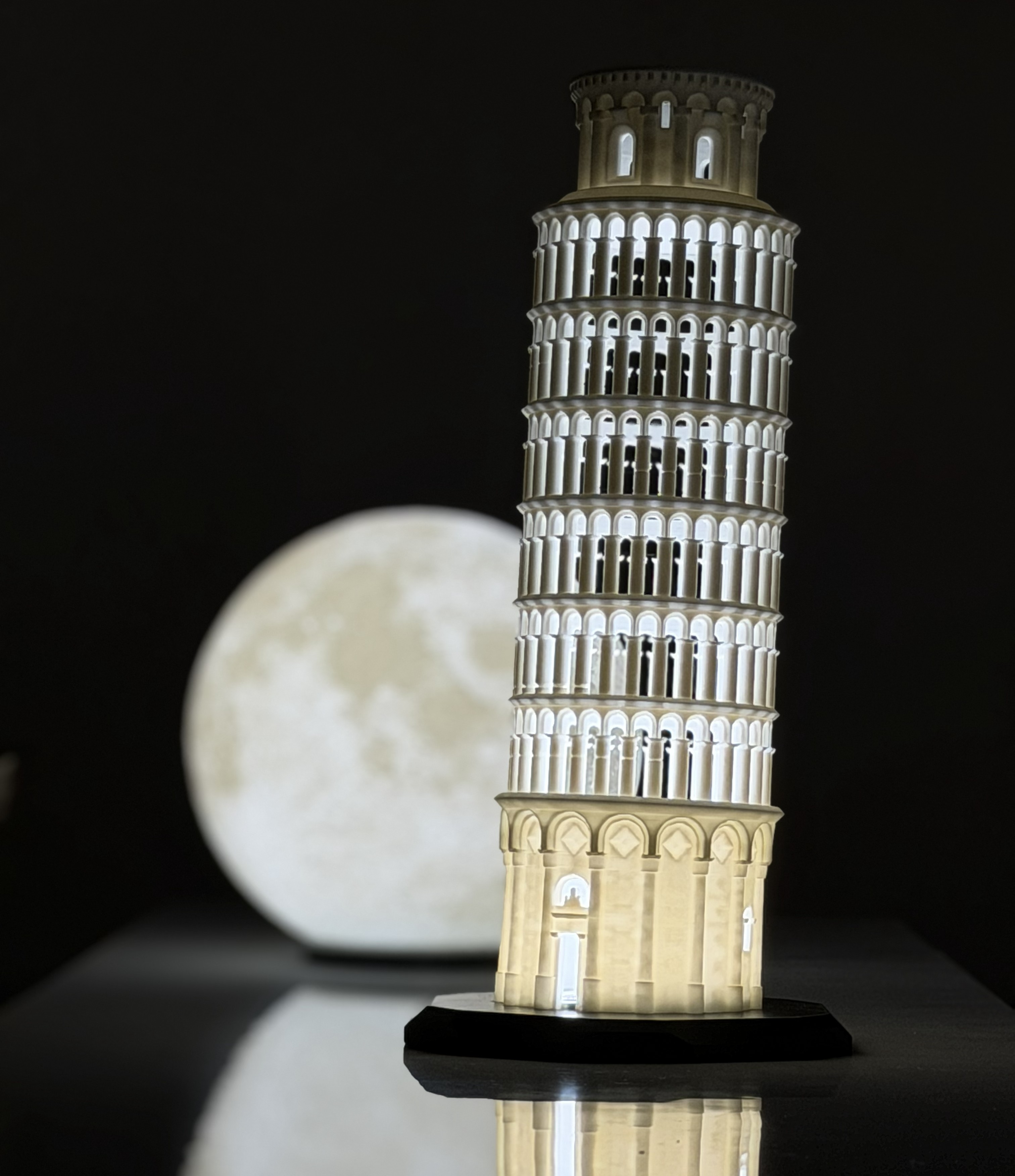 LÁMPARA TORRE INCLINADA