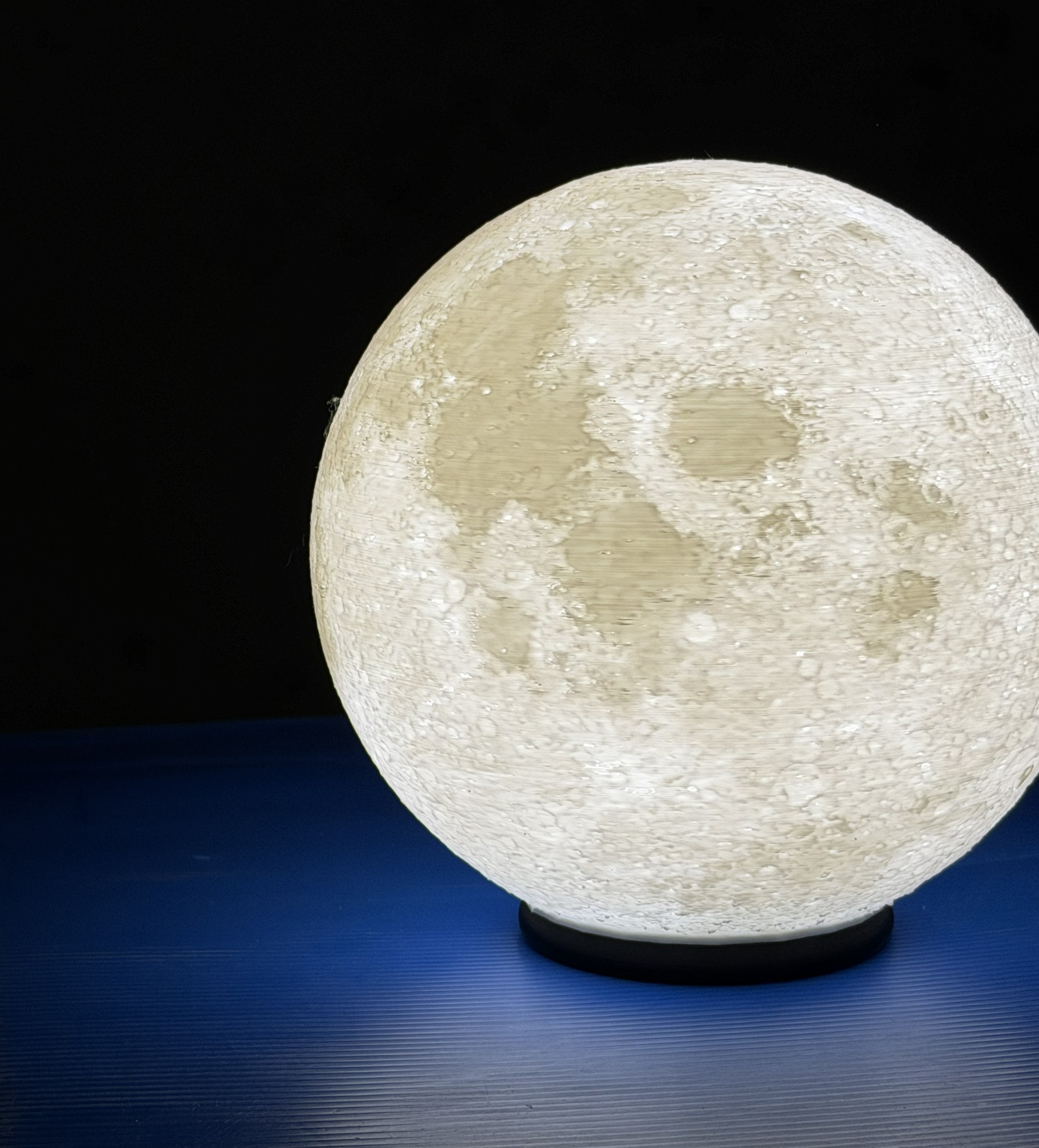 LÁMPARA LUNA 3D