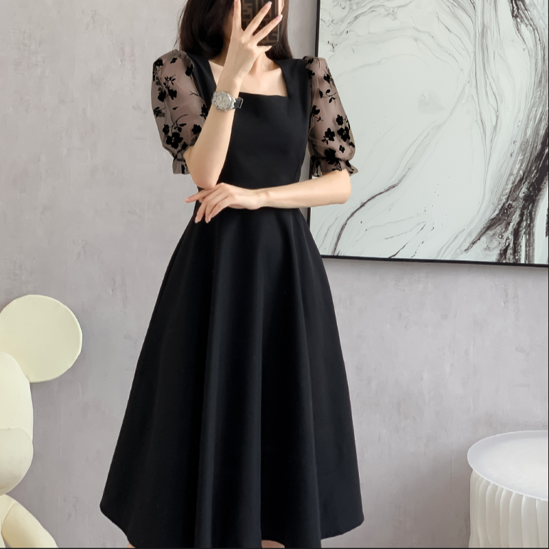 Elegant Black Puff Sleeve Dress