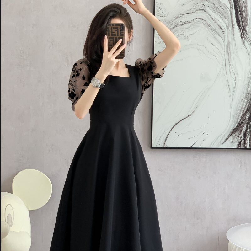 Elegant Black Puff Sleeve Dress