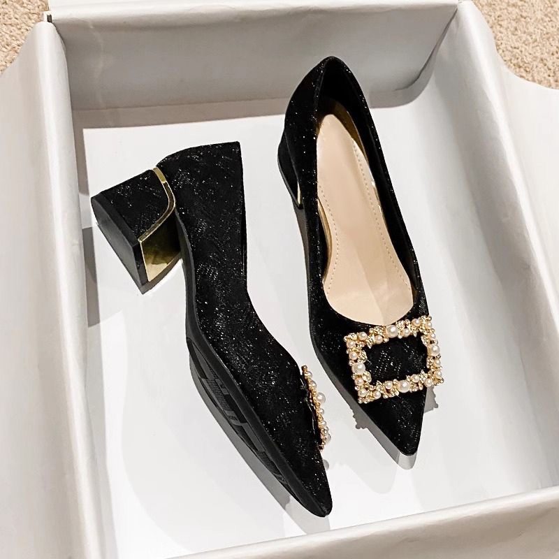 Elegant Pearl Buckle Pumps