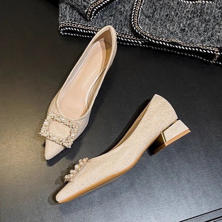 Elegant Pearl Buckle Pumps
