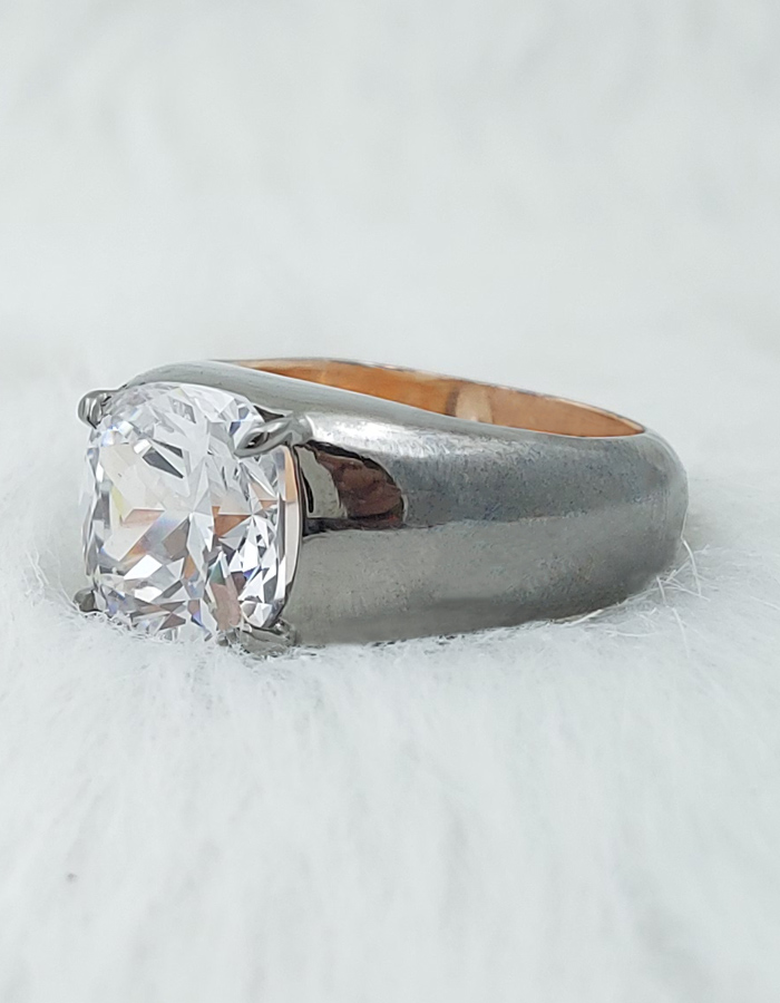 Solitaire Silver Ring