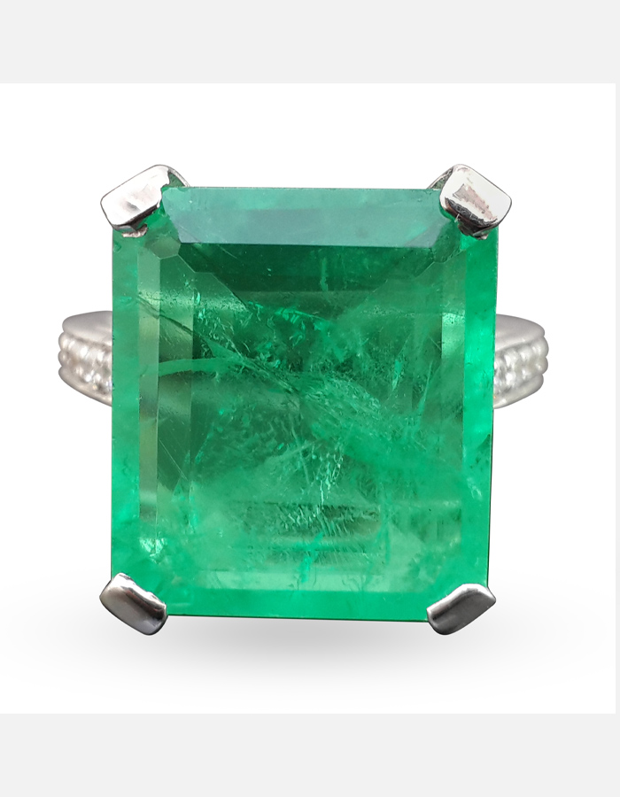 Emerald Silver Ring