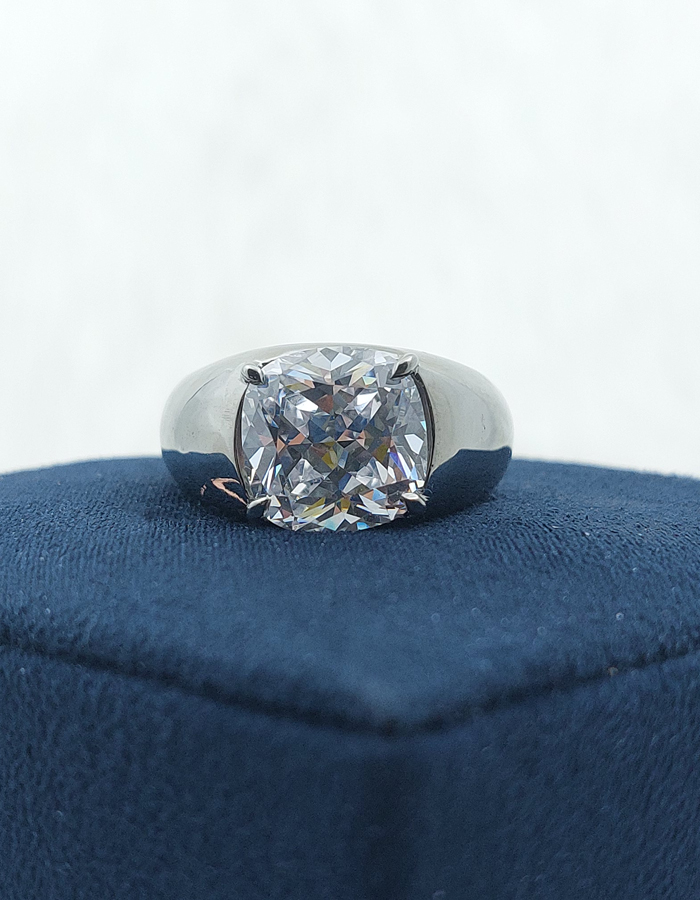 Solitaire Silver Ring