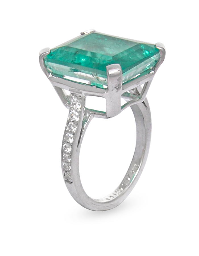 Emerald Silver Ring