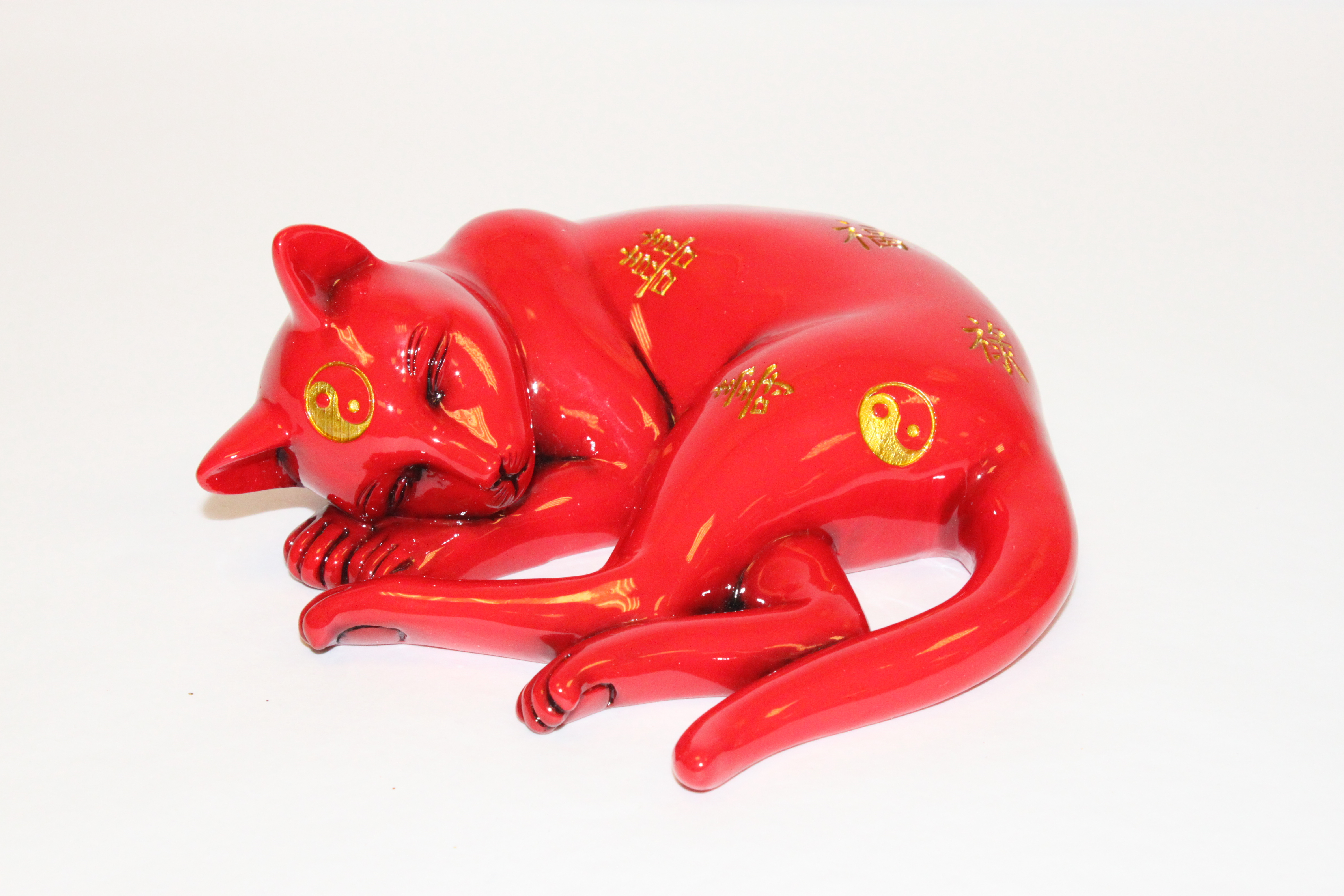 Statue chat rouge feng shui