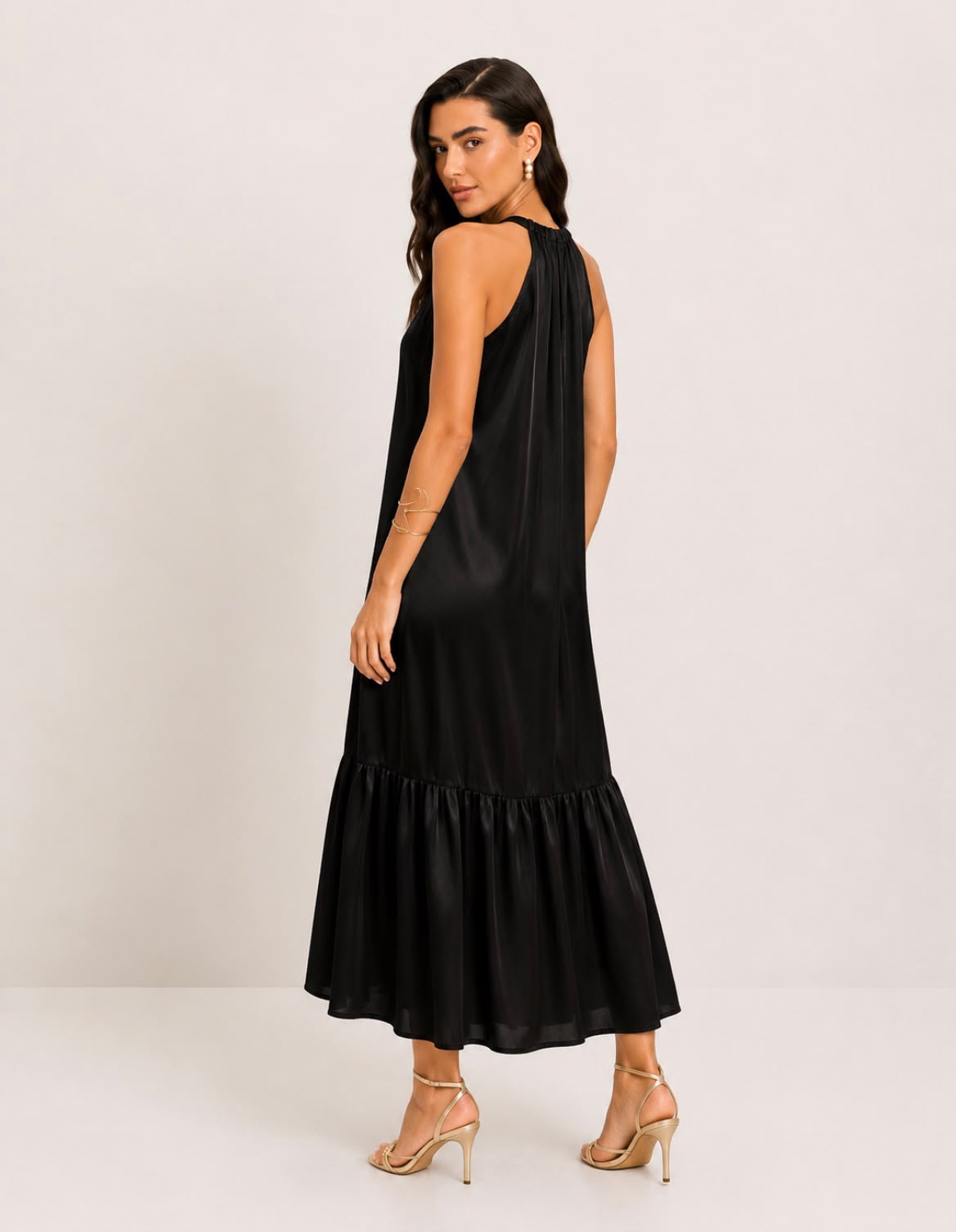 Vestido Preto Acetinado