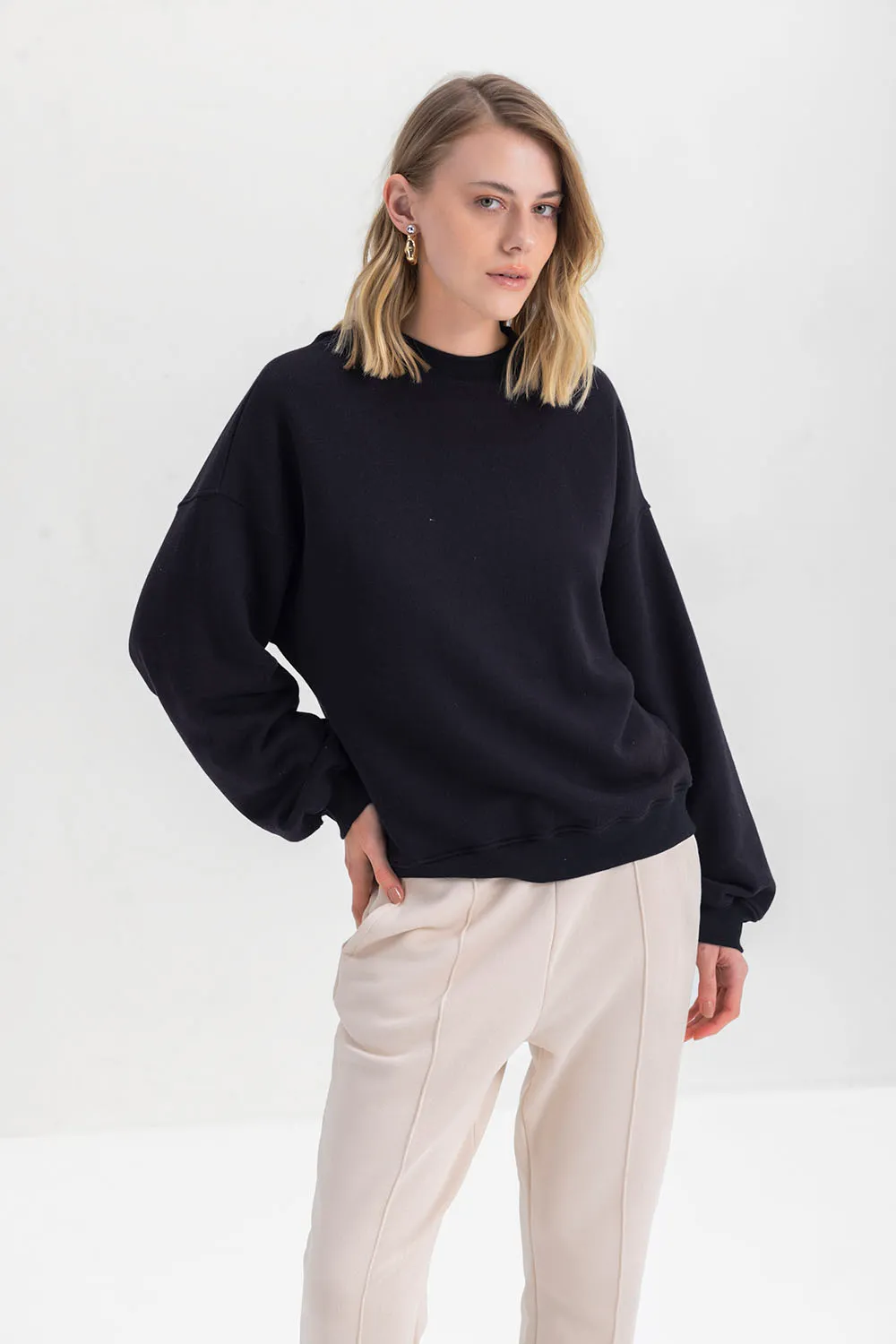 Blusa Feminino de Moletom Preta