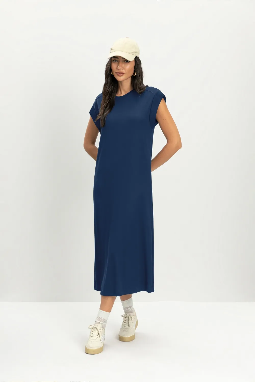 Vestido Midi Azul Básico