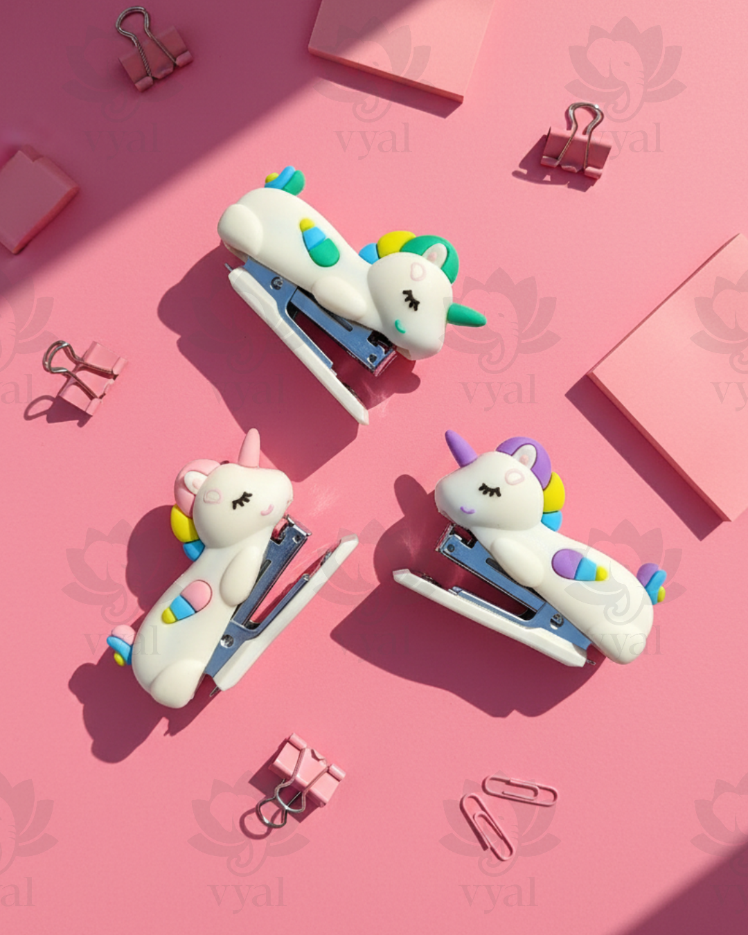 The "Tiny Magic" Mini Unicorn Stapler