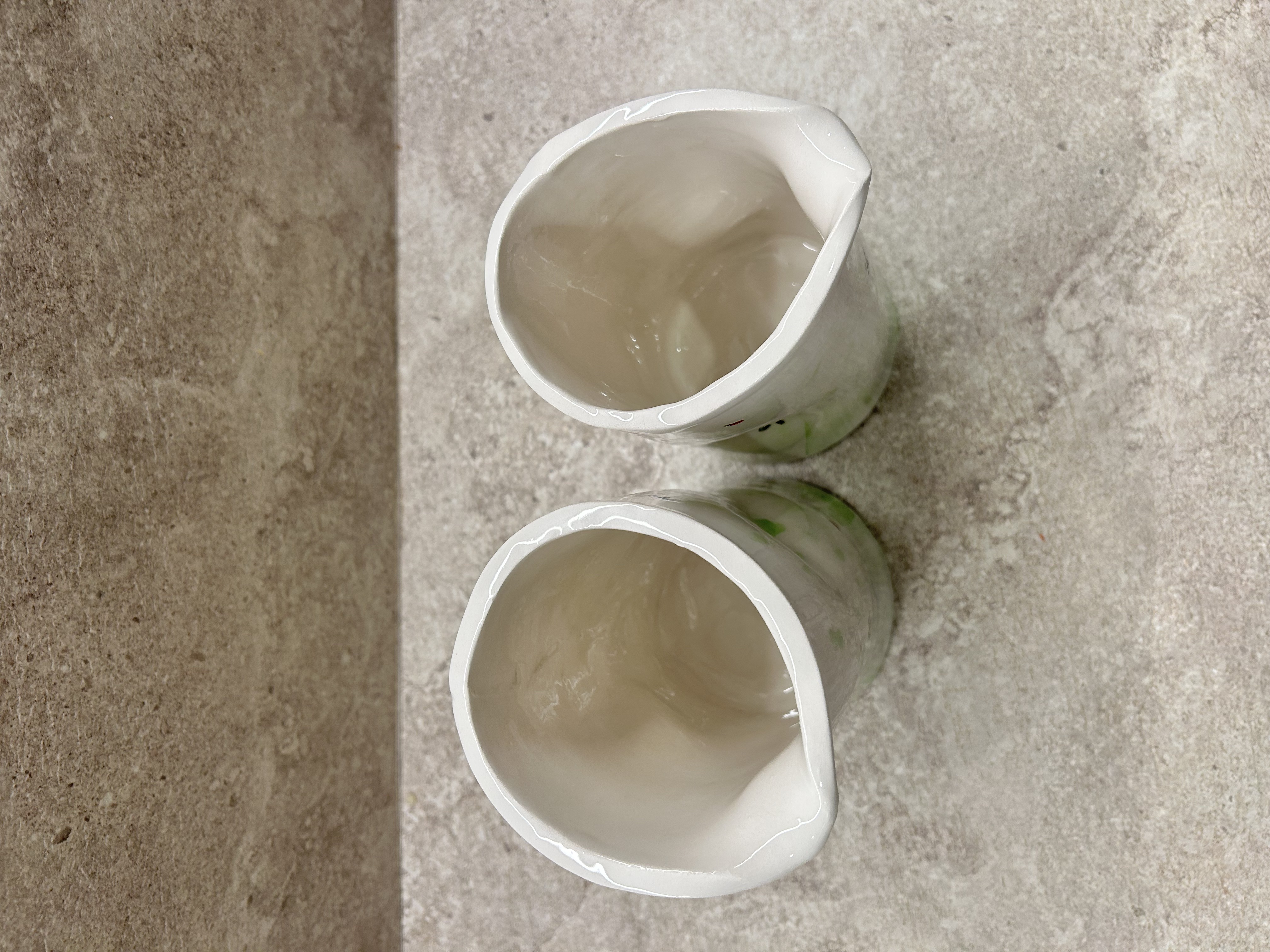 Ąsotis Zujanti pieva