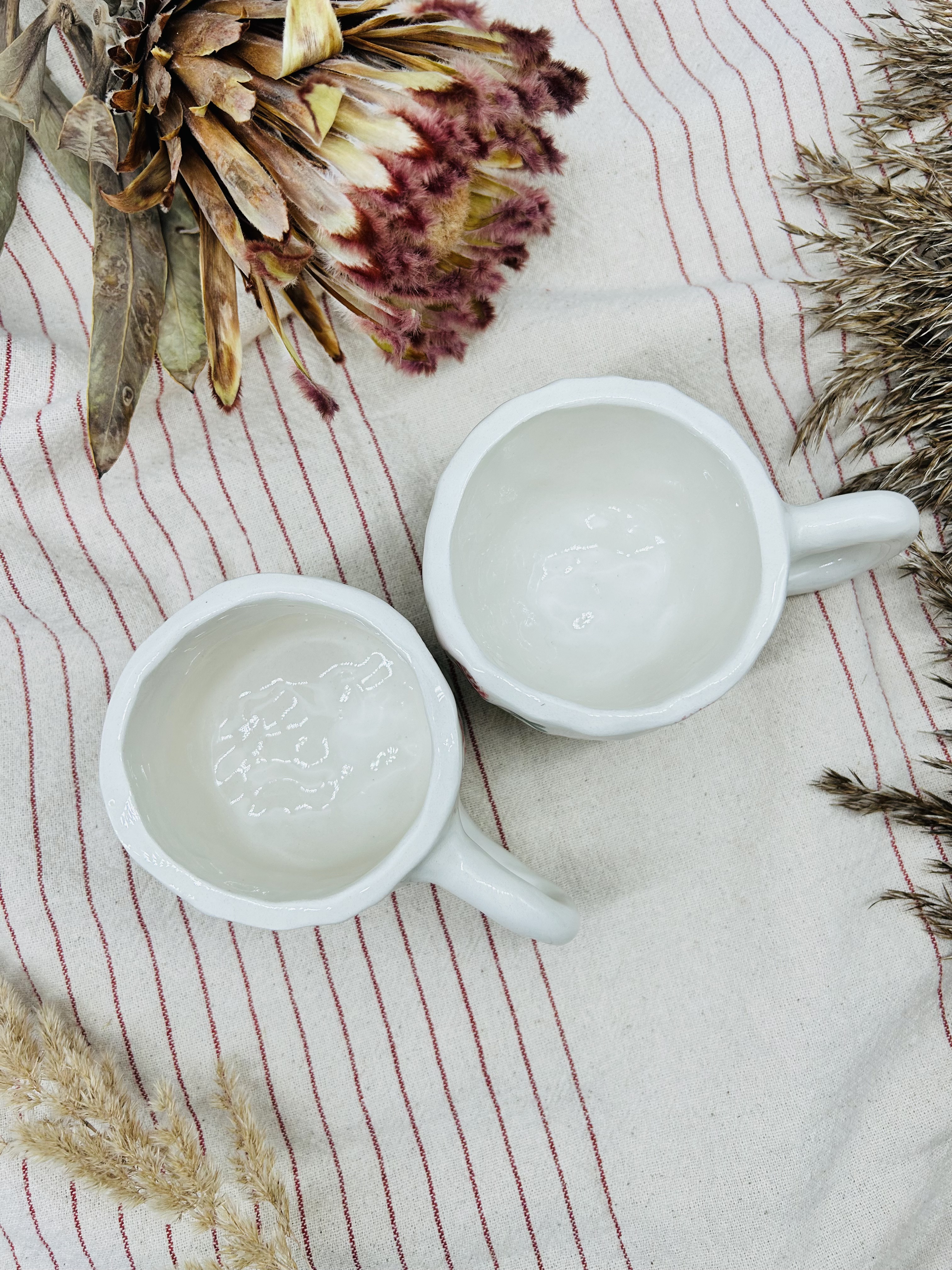 Puodelis Dobilų pieva