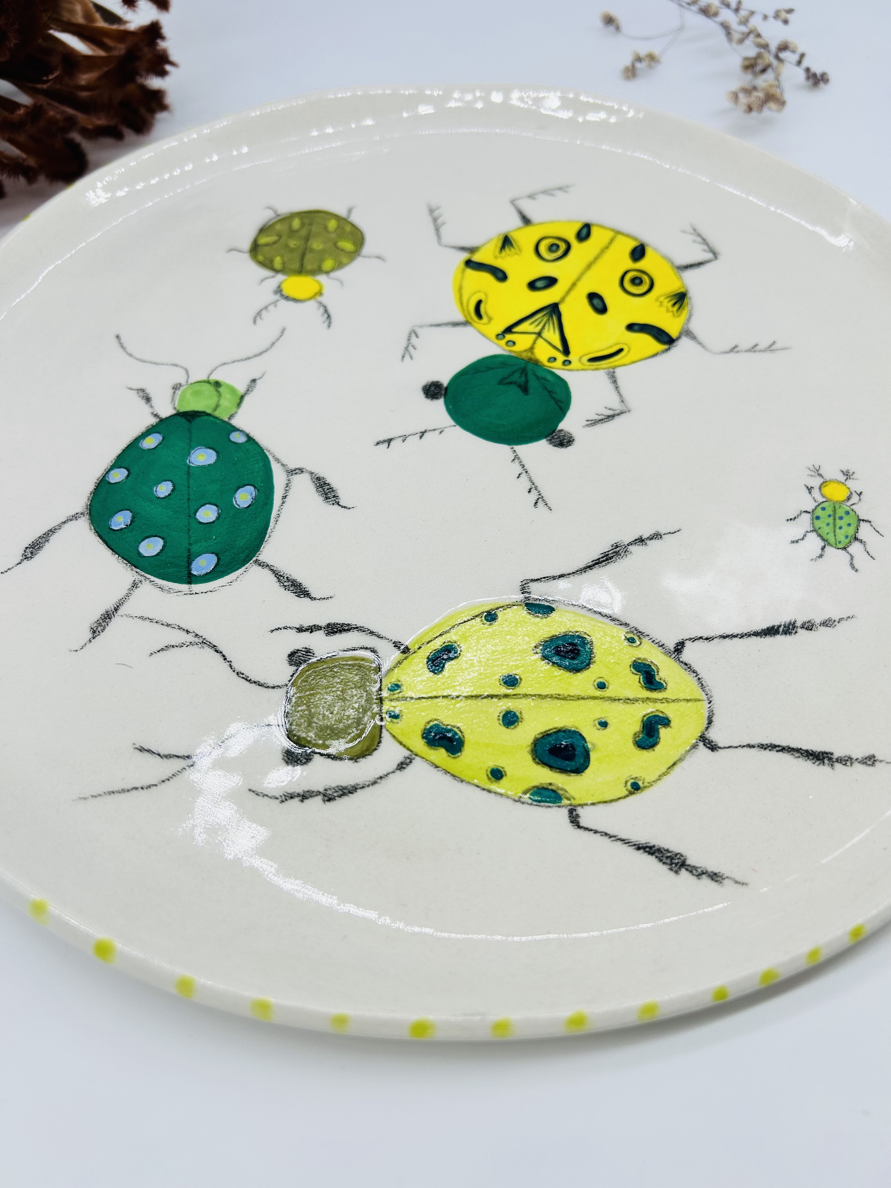 Lėkštė Žali vabalai