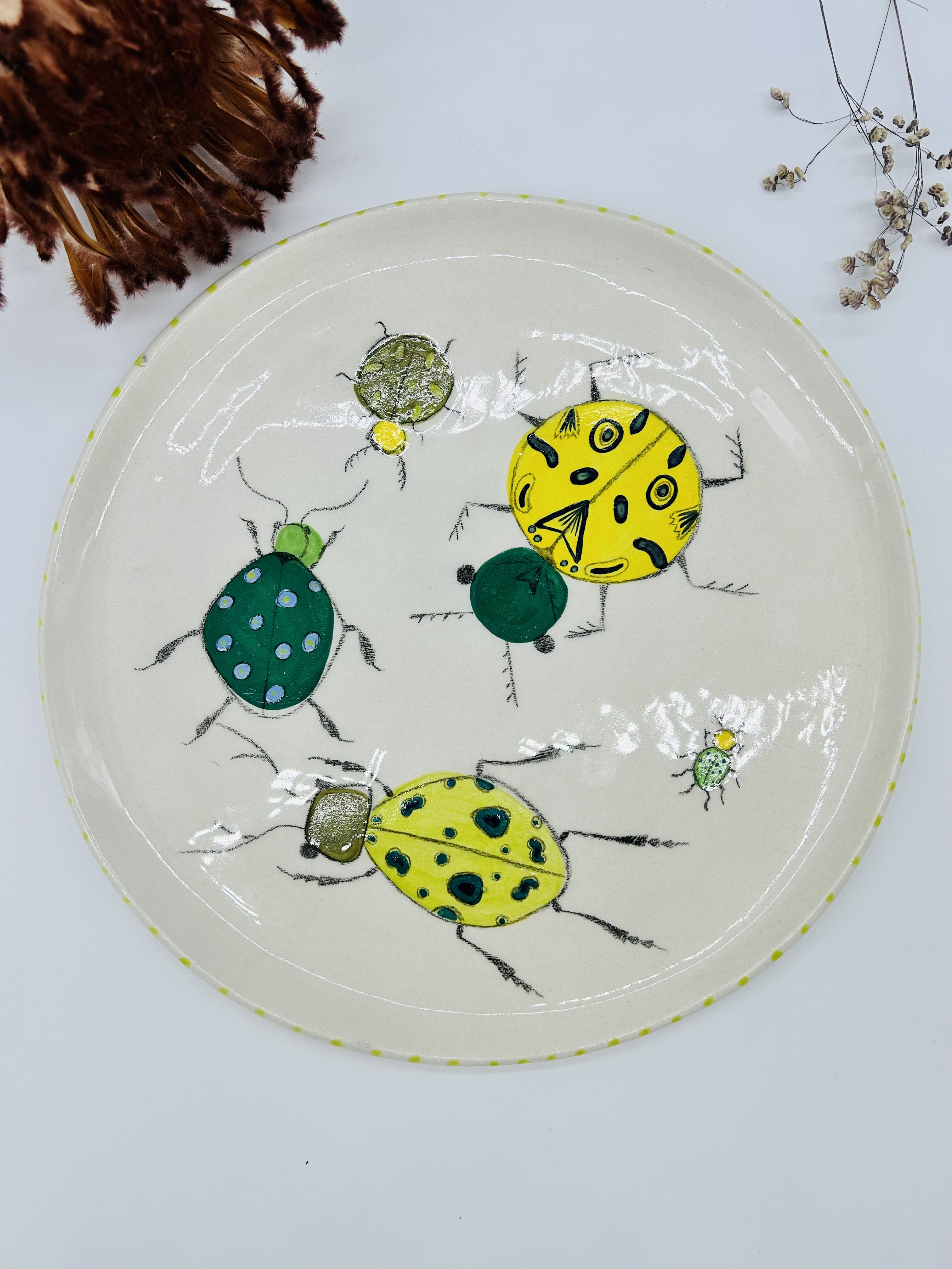Lėkštė Žali vabalai