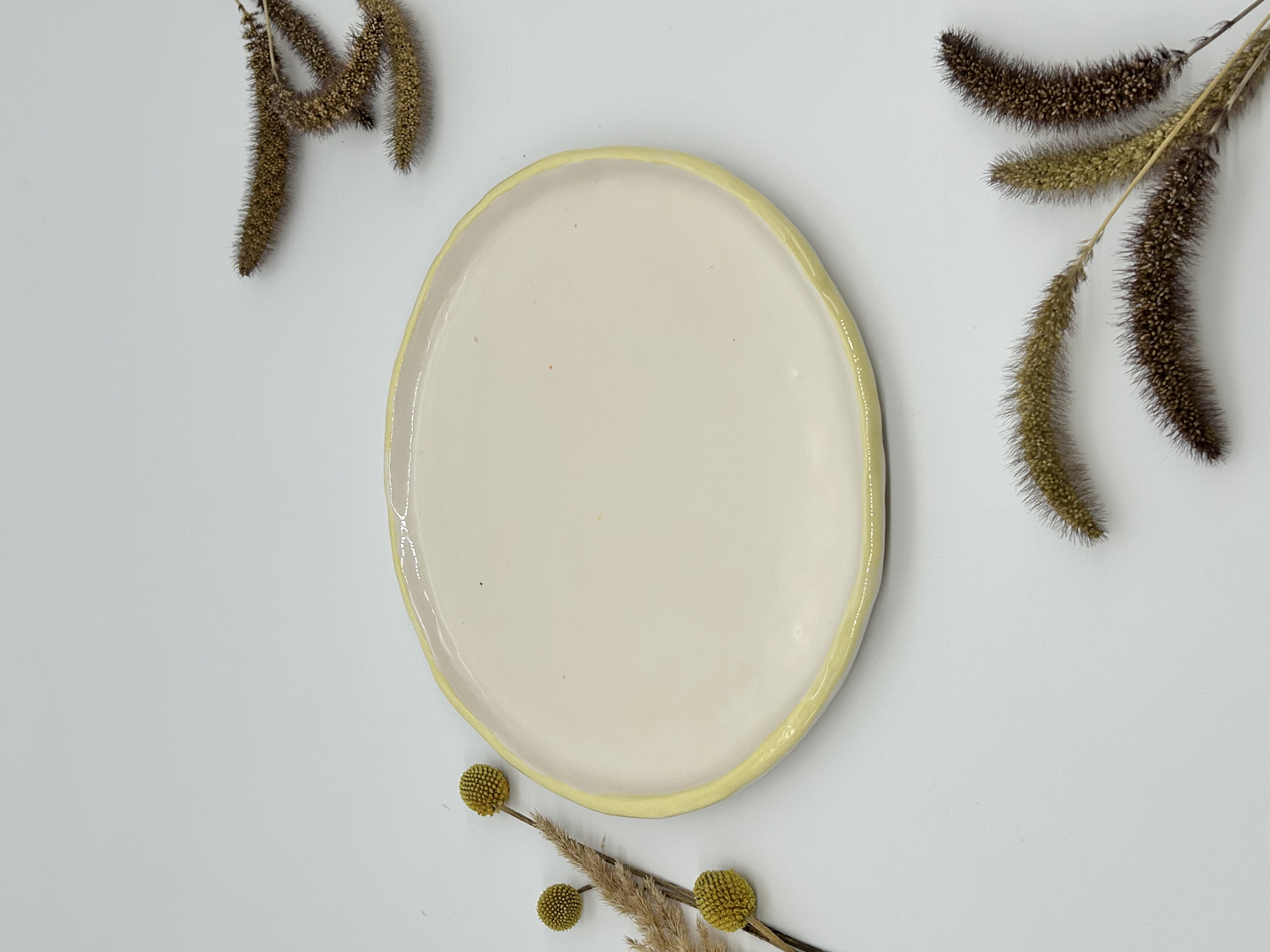 Lėkštė Geltonas Kraštelis