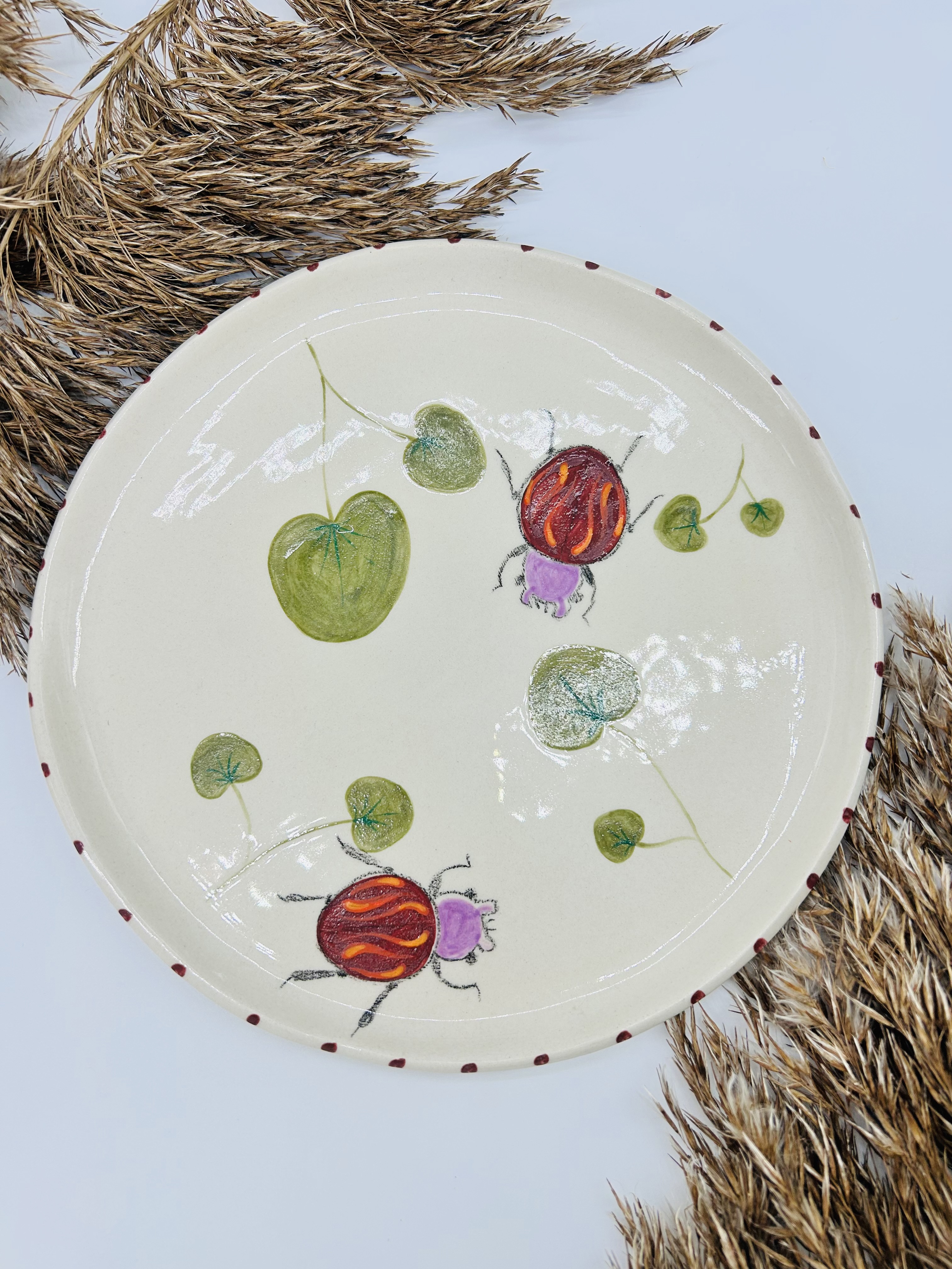 Lėkštė Du violetiniai vabalai