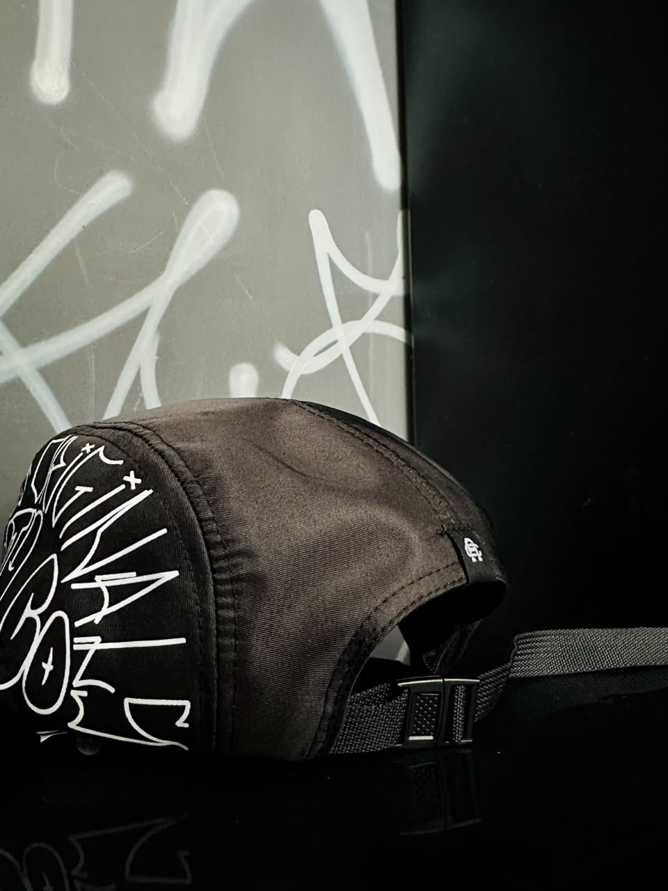 Boné Five Panel Anth Co