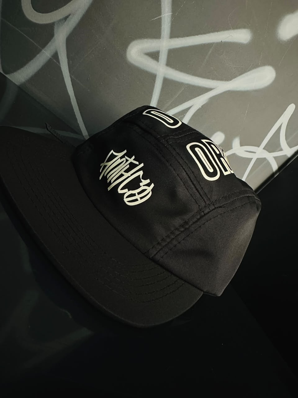 Boné Five Panel Anth Co