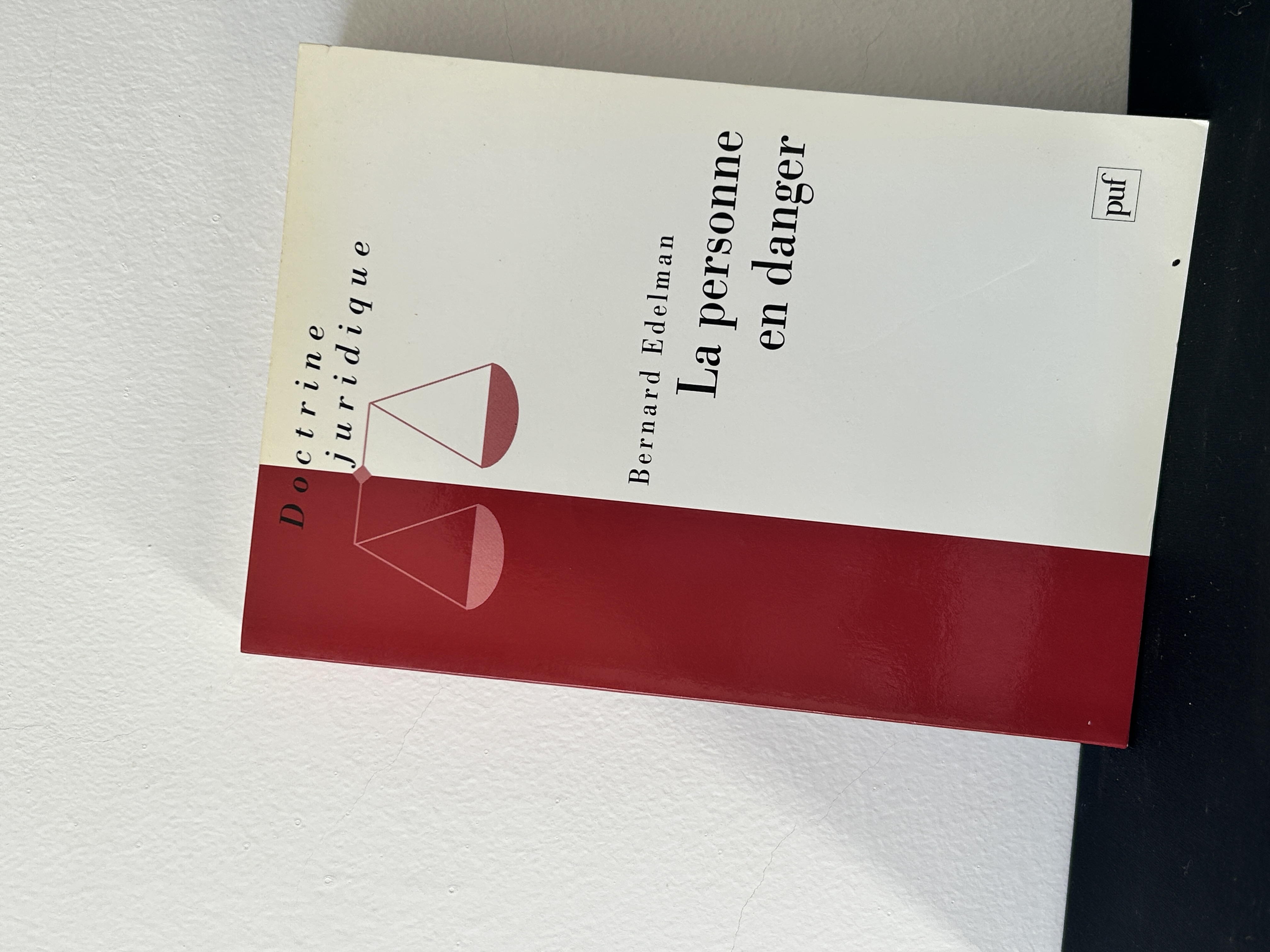 Livre juridique : la personne en danger