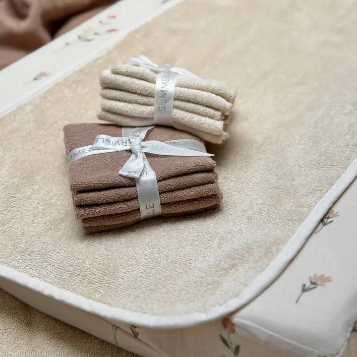 Ekologiški kūdikių rankšluostukai – šiltai pilkai rudi