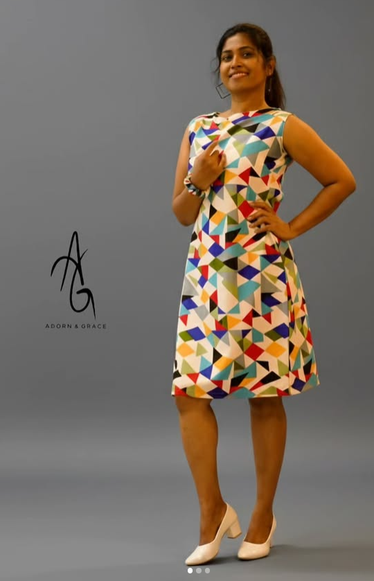 AG018 -  Geometric Print Sleeveless Dress