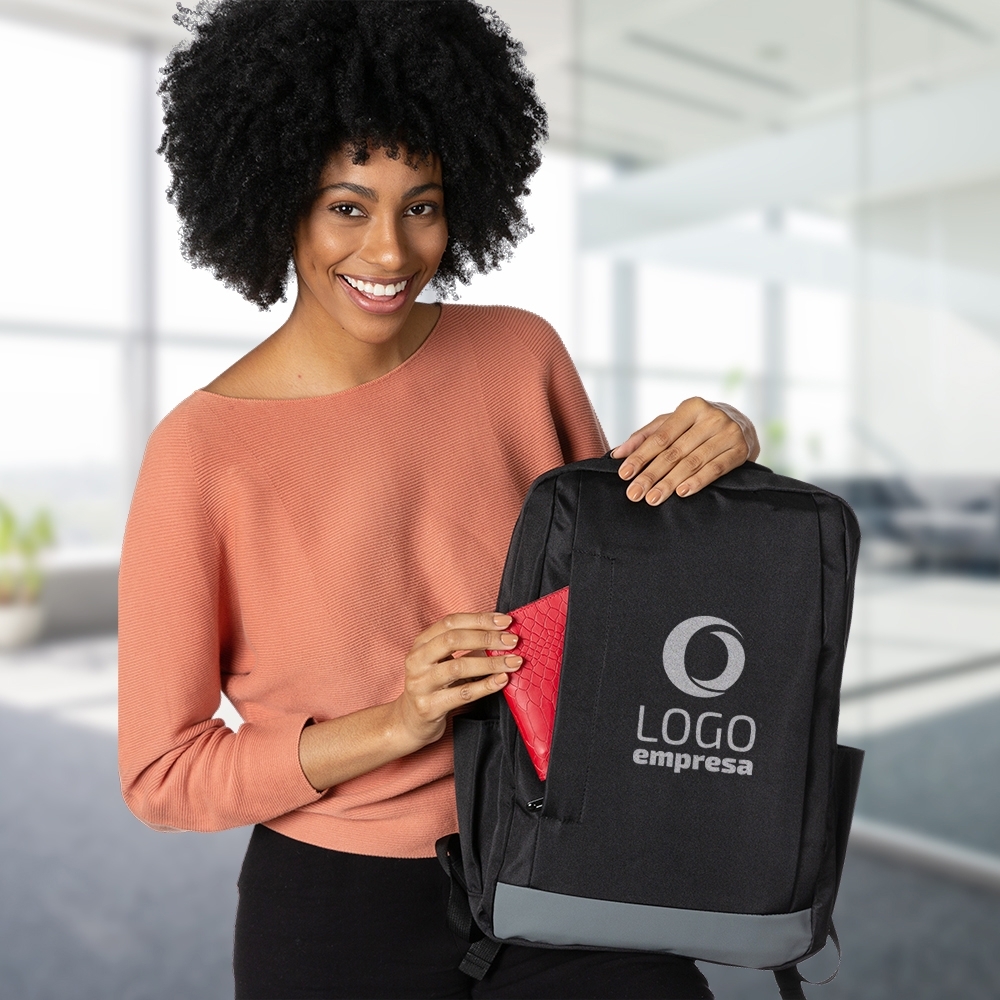 Mochila Urbana Nylon USB 21L