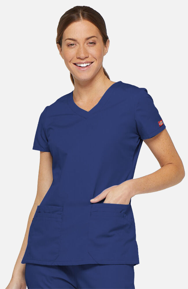 Blusa cuello en V y cinco bolsillos