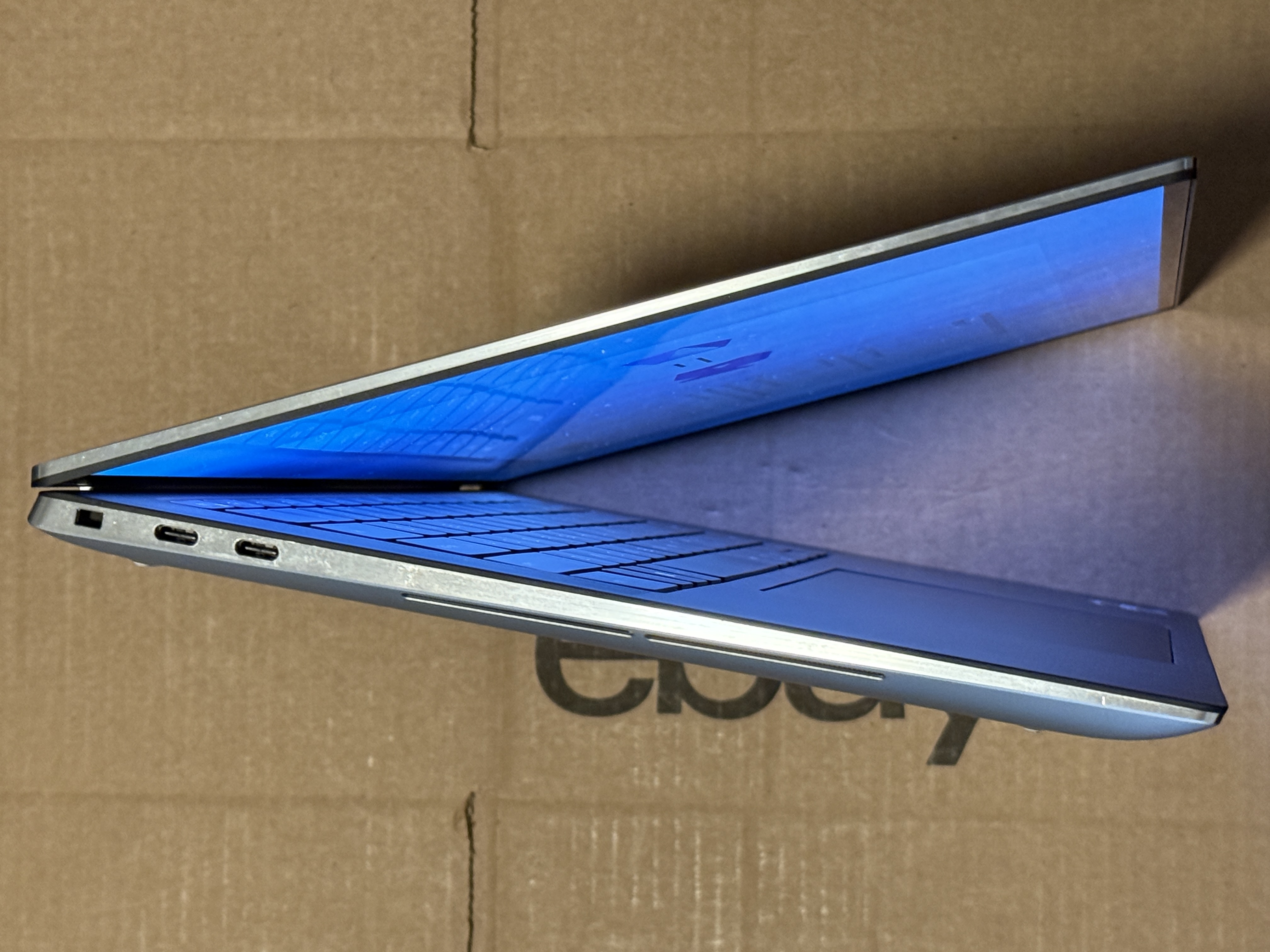 Dell Xps 9530 i9-13900h 64gb DDR5 Ram 4070 RTX GPU 1tb SSD 15.6" OLED 3.5K Win11