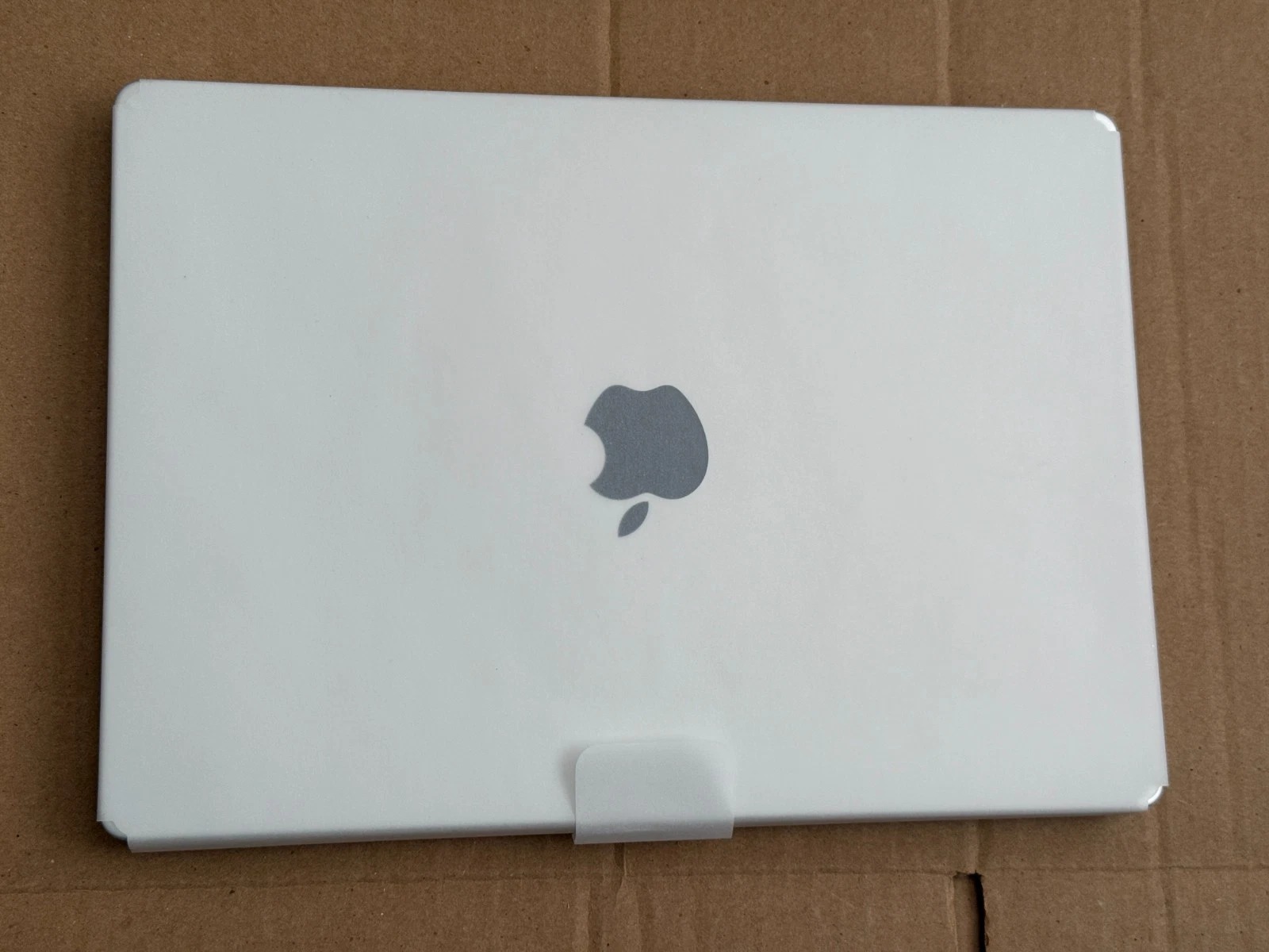 Apple MacBook Pro 14" M4 Pro 24GB RAM 512GB SSD Silver MX2E3LL/A /w 140w Charger