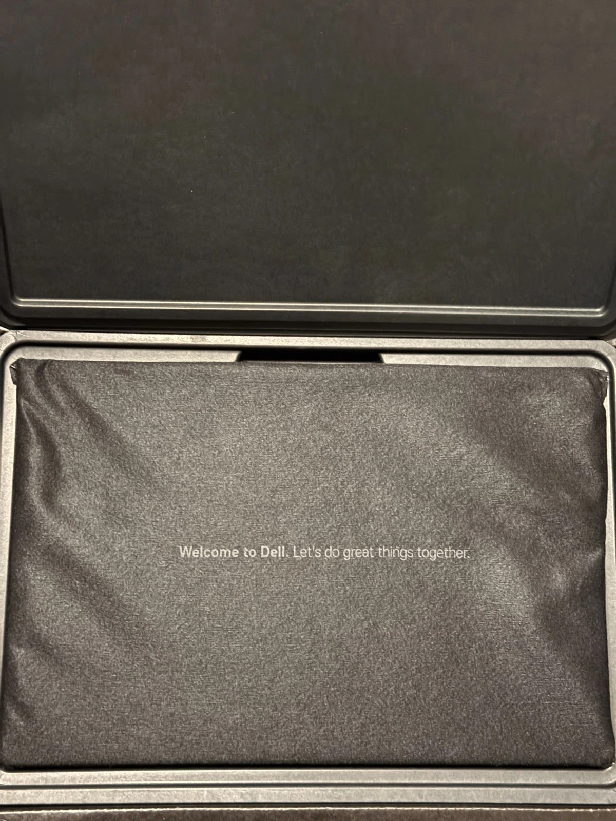 DELL XPS 9440 14 14.5" FHD+ 2k Laptop Core Ultra 7 32GB RAM 512GB SSD Win 11 Pro