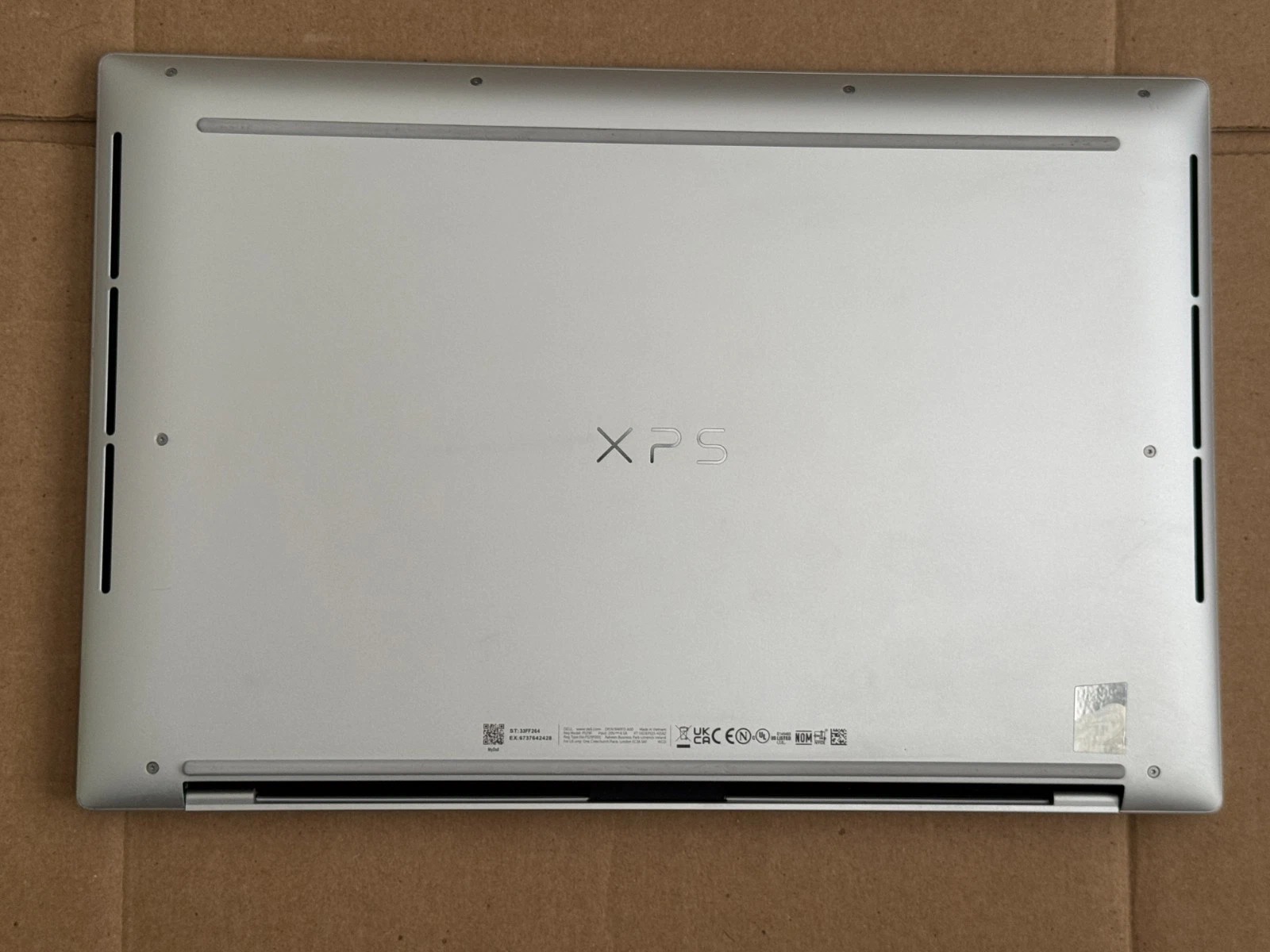 Dell XPS 16 9640 Laptop Ultra 9 185h CPU 64gb DDR5 1TB SSD 4060 GPU OLED 4k