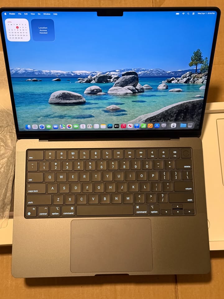 Apple MacBook Pro 14" Laptop Apple M4 Pro chip 24GB Memory 512GB SSD Space Black 