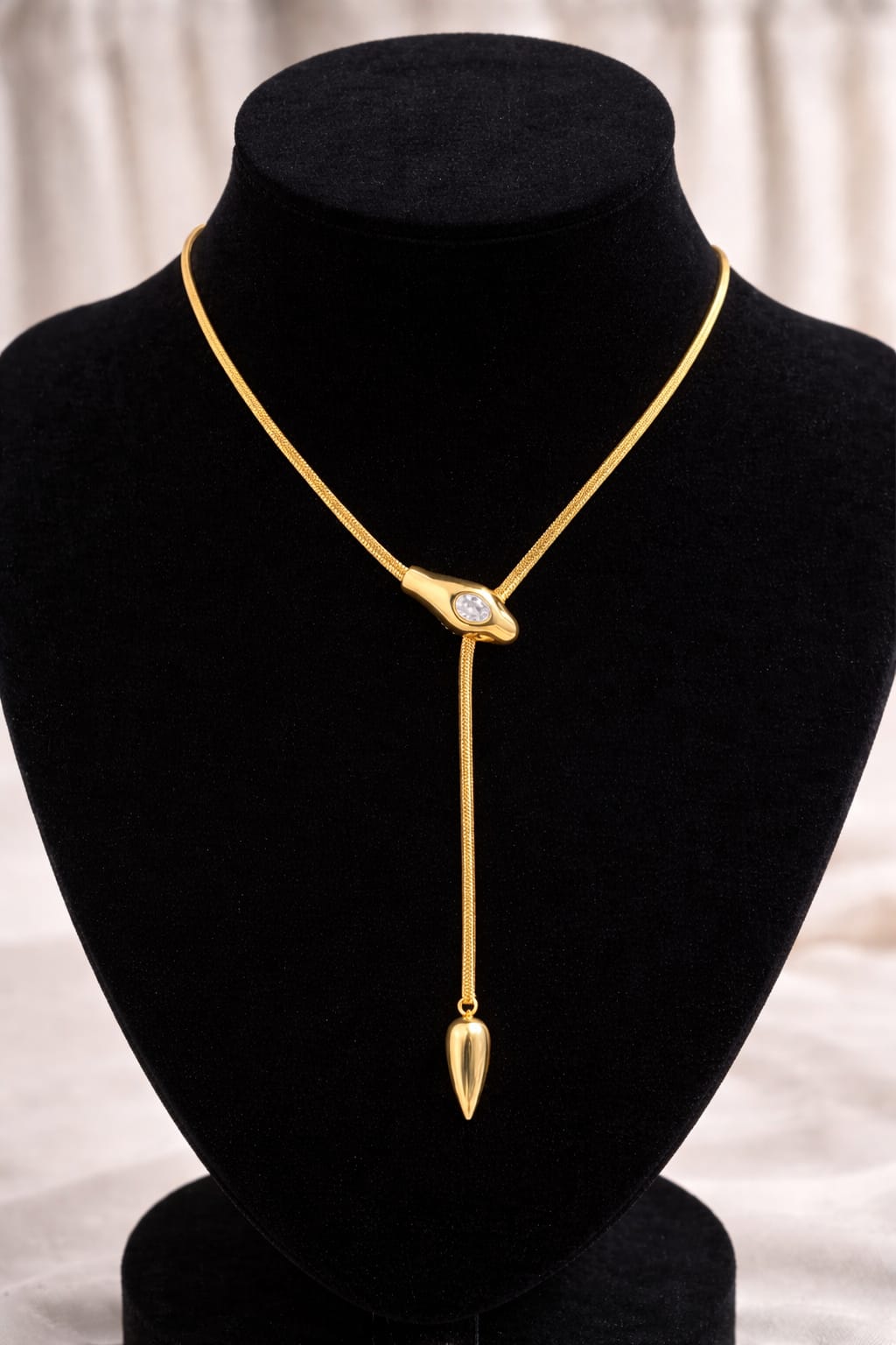 Elegant Gold Lariat Necklace