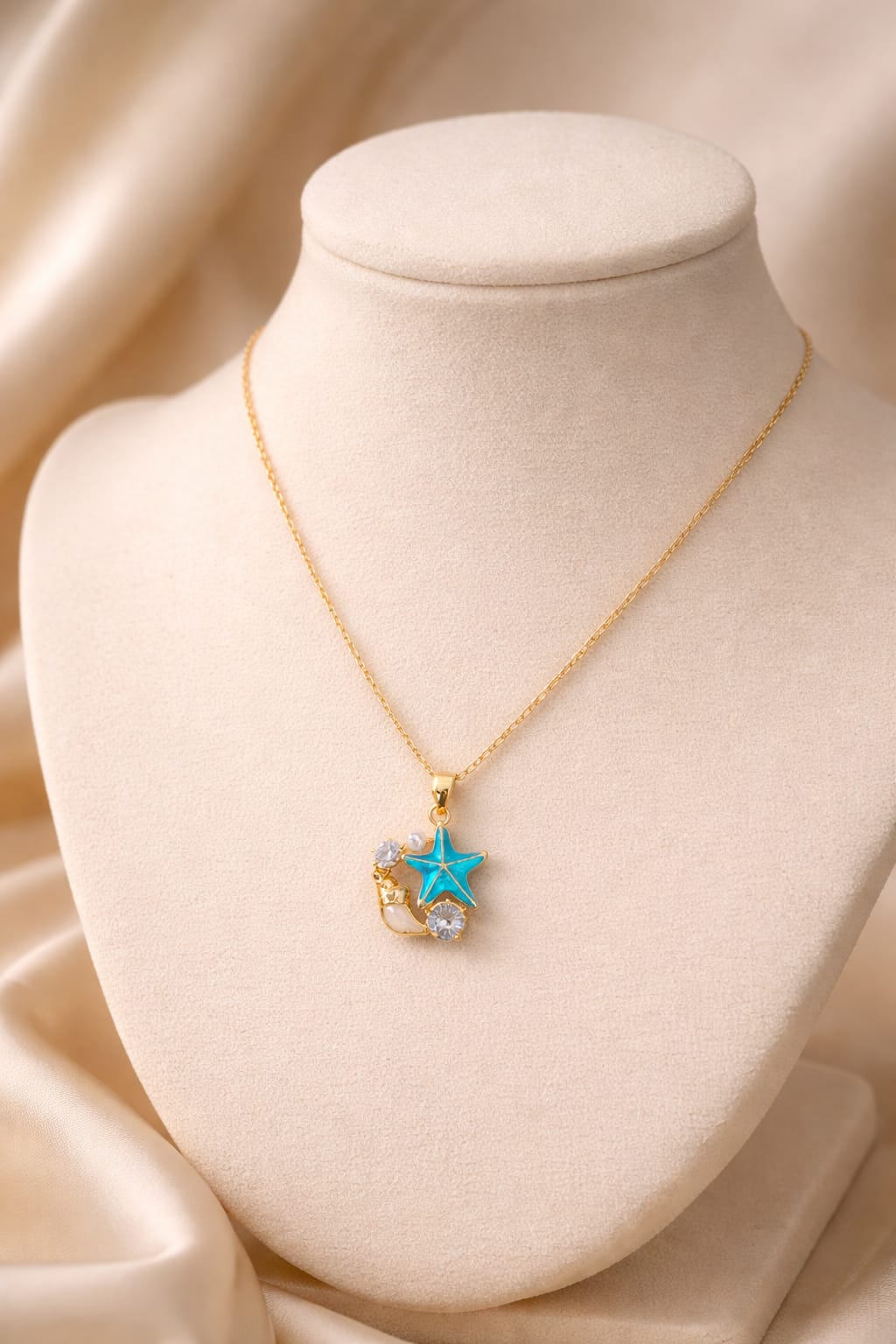 Starfish Gold Pendant Necklace