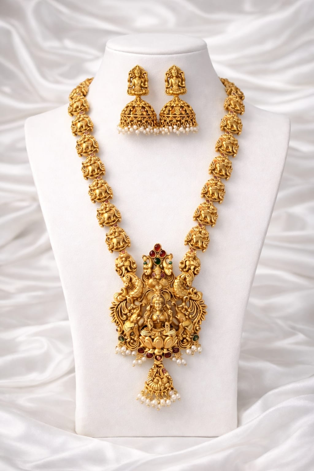 Antique Gold Temple Necklace Set