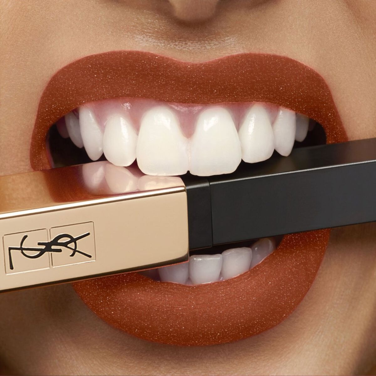 ROUGE PUR COUTURE THE SLIM - VIBING NUDES