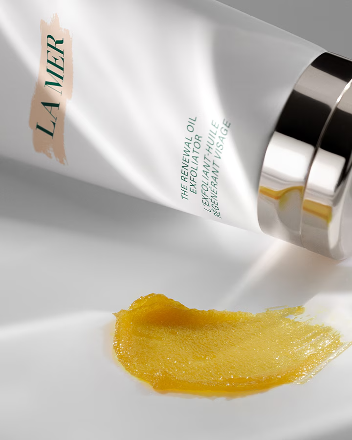 The Essence Foaming Cleanser