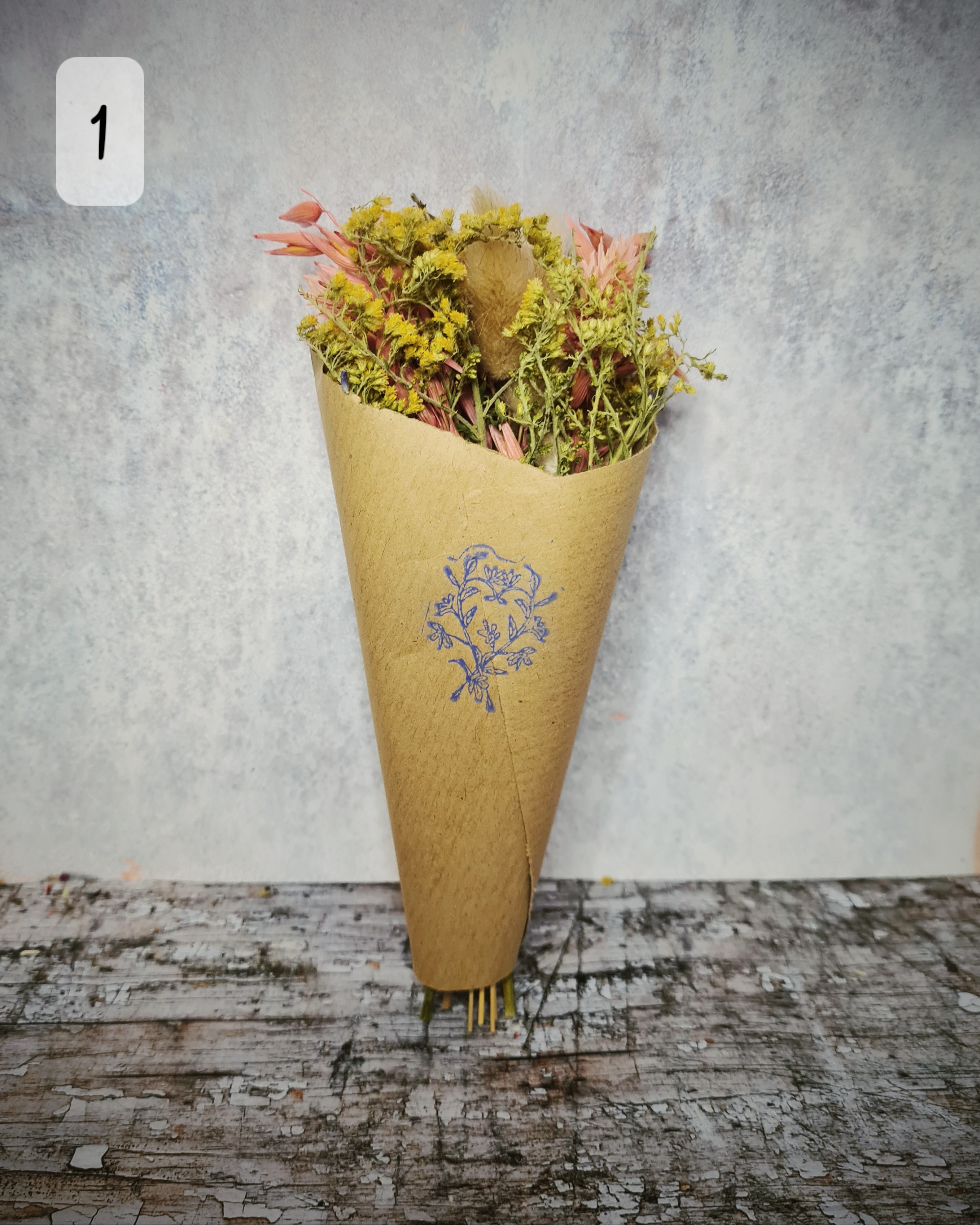 Mini Wrapped Dried Flower Bunches