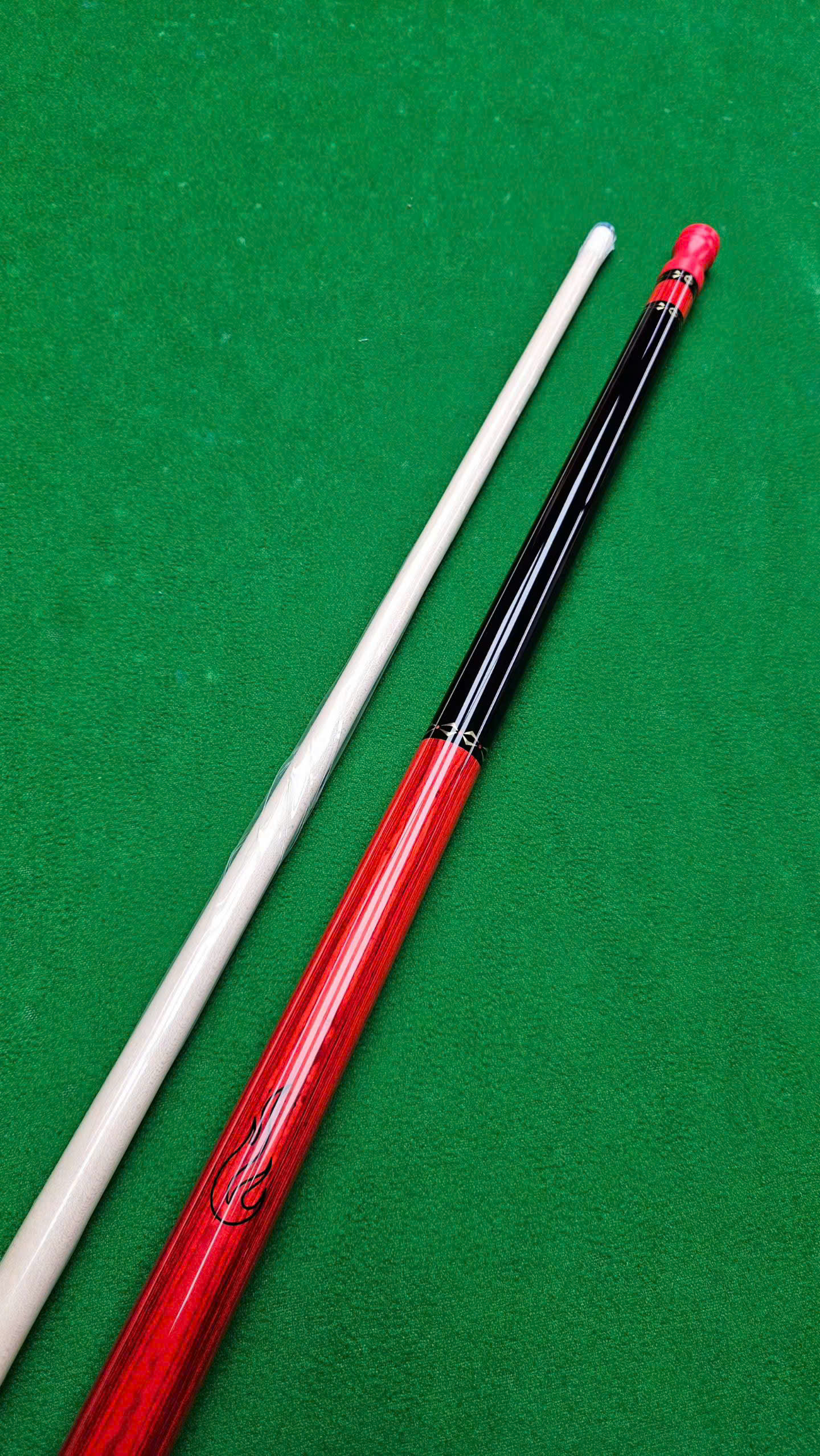 Gậy Bida Lankou Liệt Diễm của idol Chu Bingjie