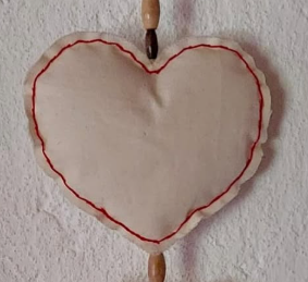 Colgante decorativo en corazon