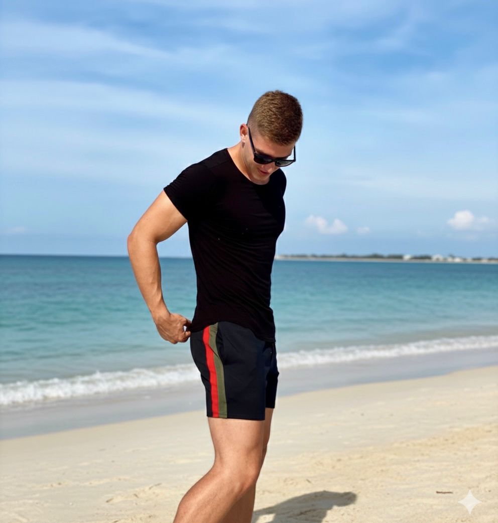 Camiseta Negra Slim y short combinado