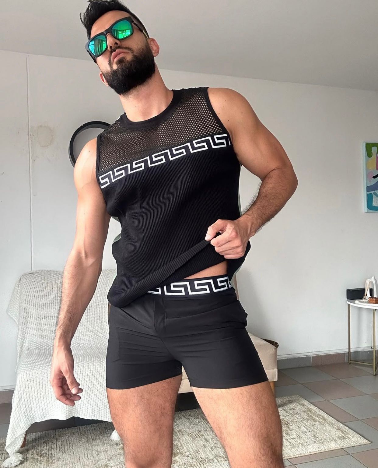 Camiseta sin mangas y pantaloneta  para hombre