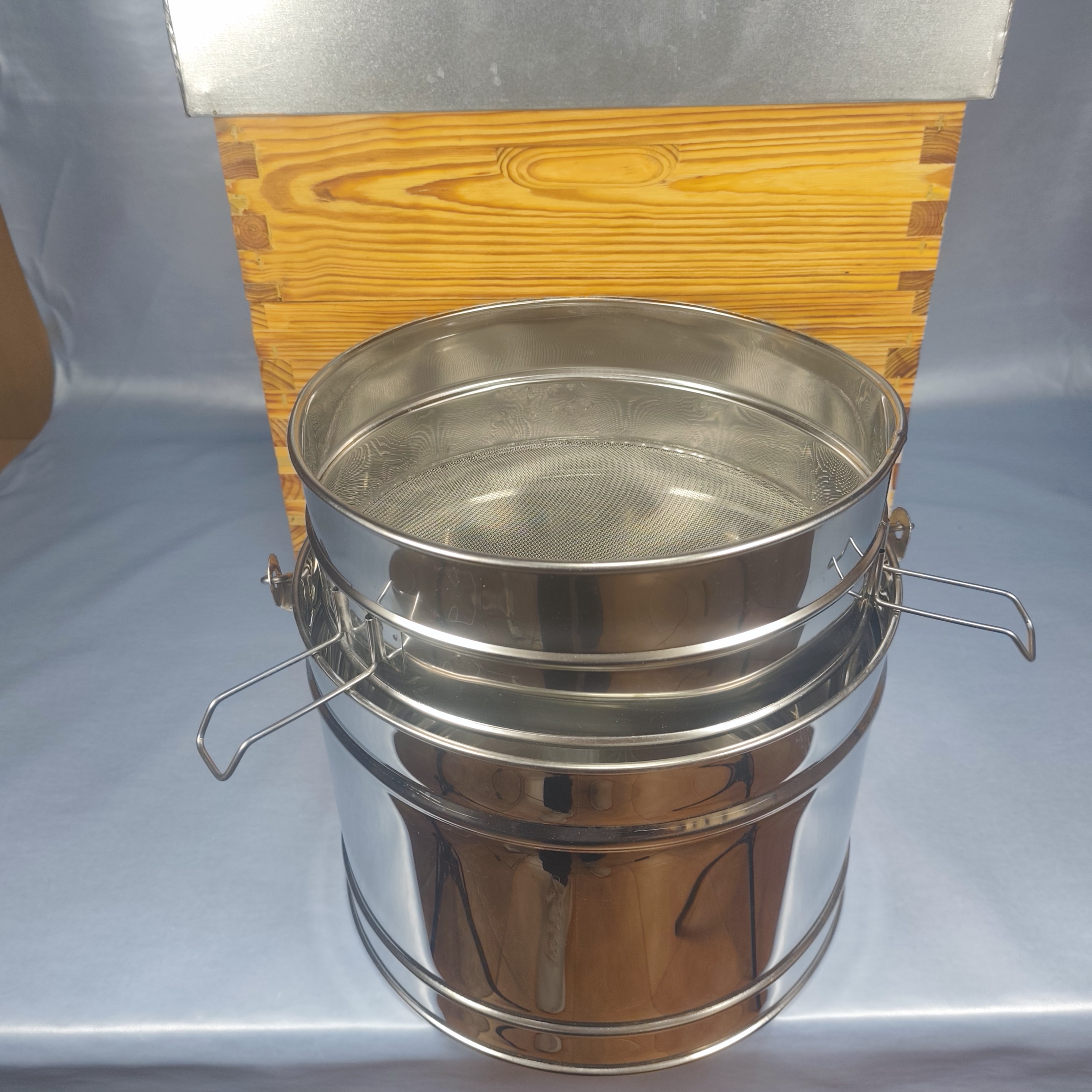 Stainless Steel Honey Filter/Strainer - Fine Mesh - 32 cm