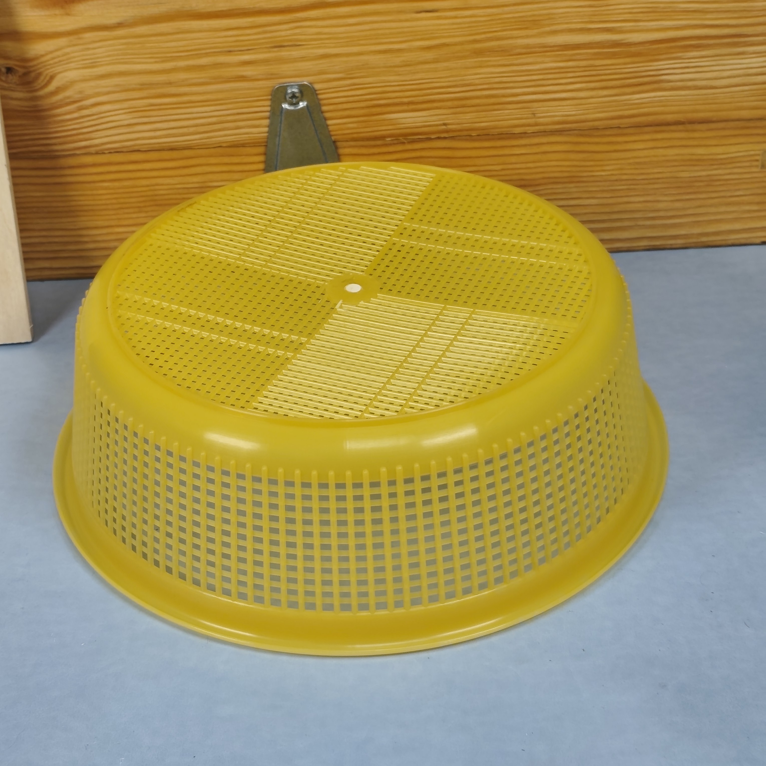 Passador plastico para coador oval ou conico