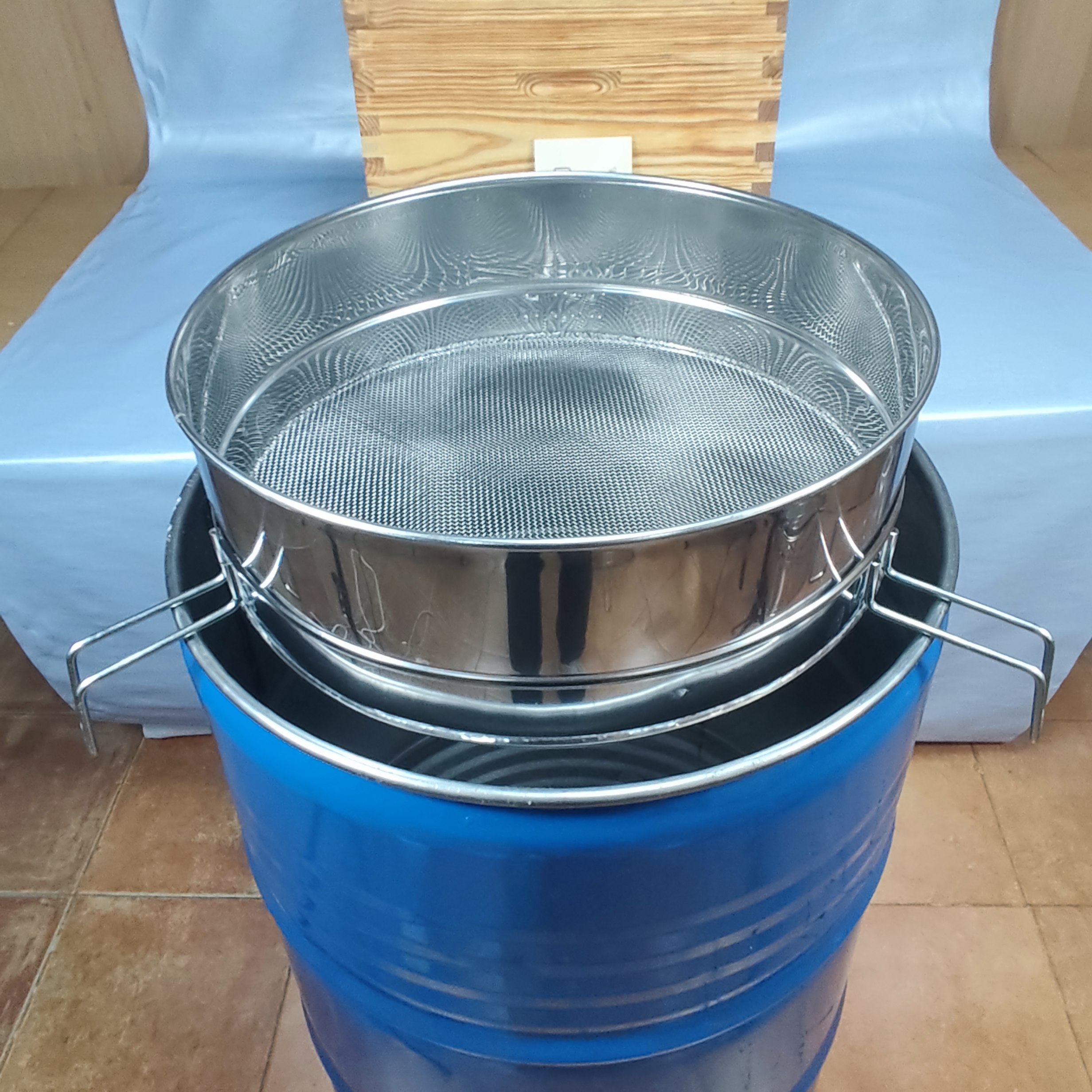 Stainless Steel Honey Filter/Strainer - Fine Mesh - 49 cm