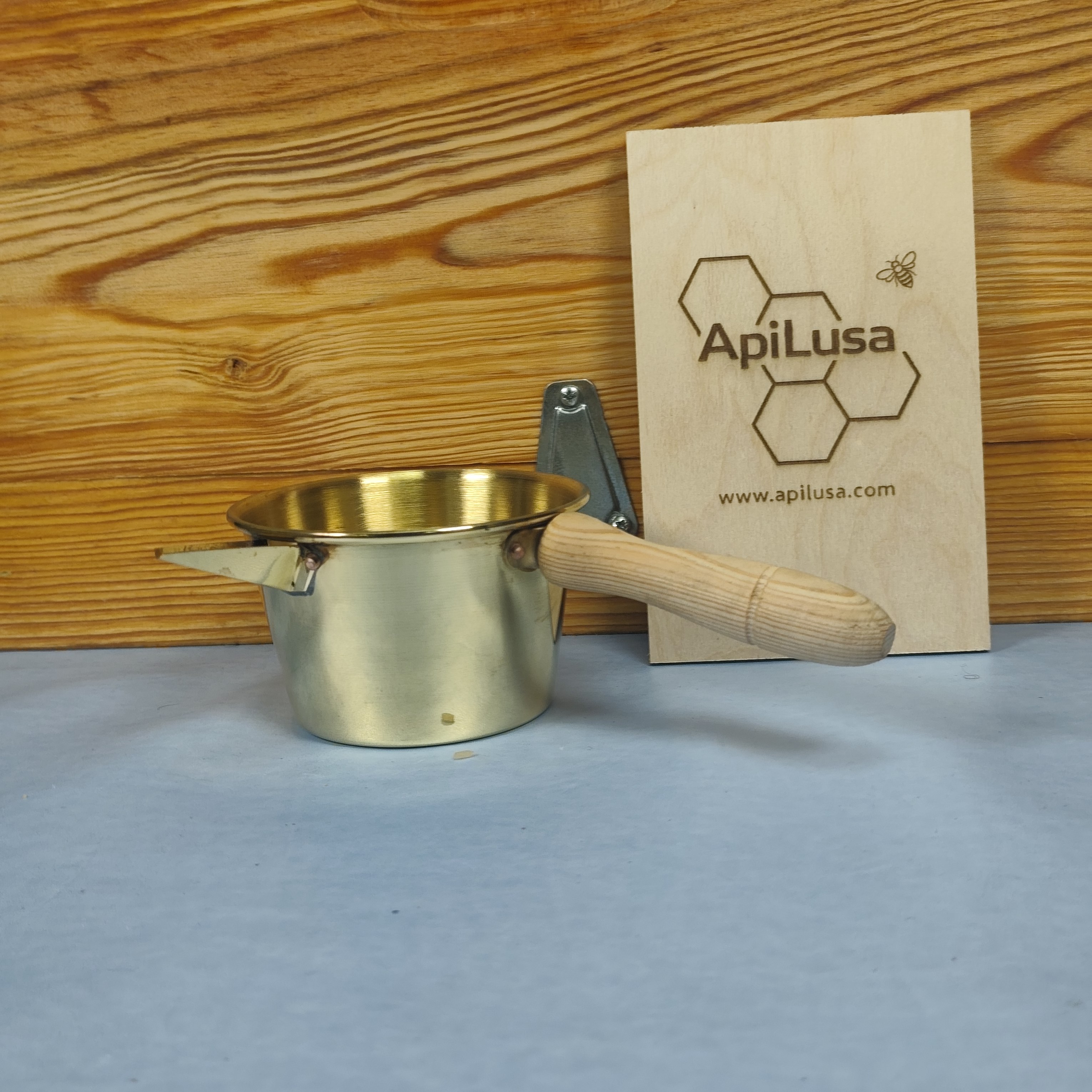 Simple Brass Wax Melting Pot