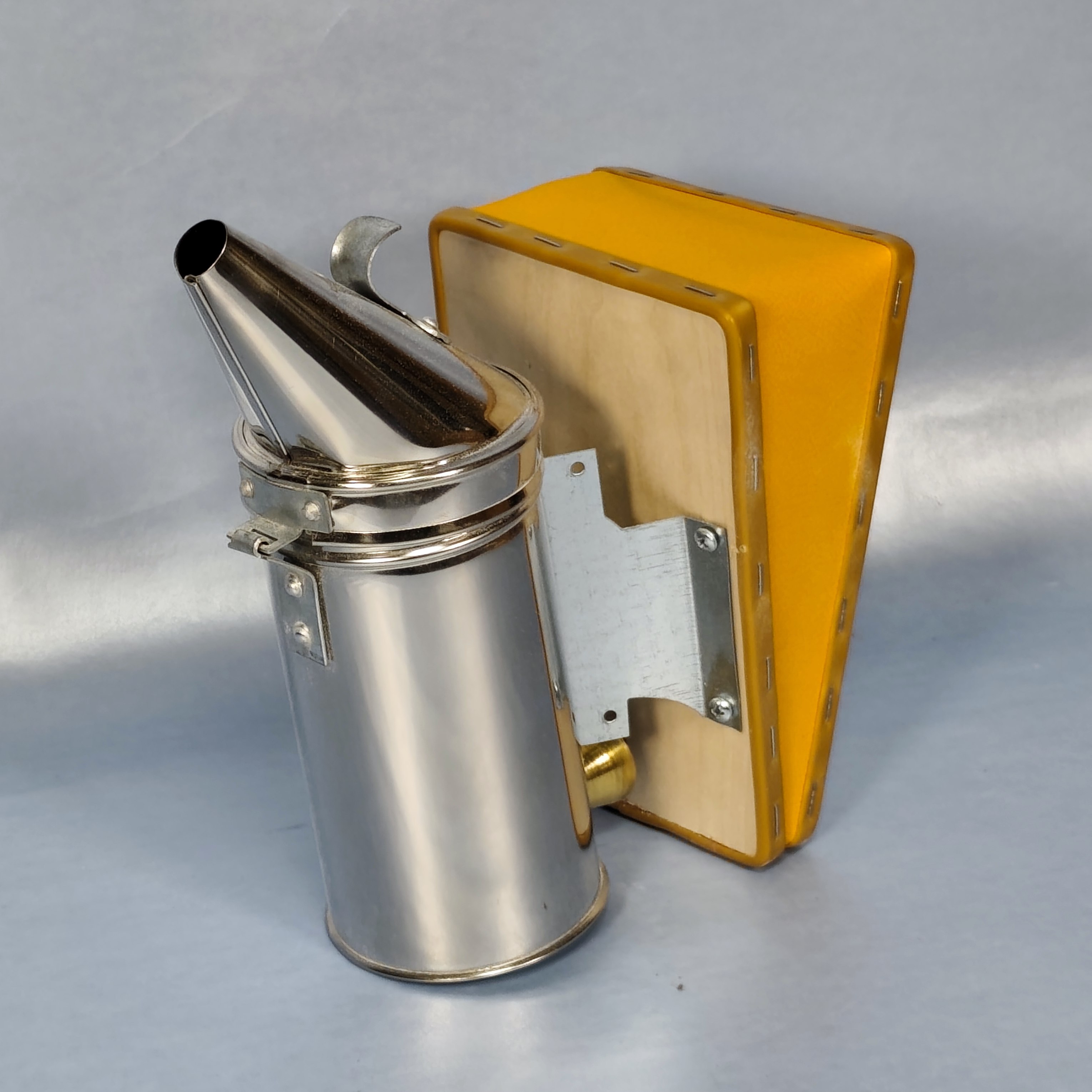Medium Stainless Steel Bee Smoker 